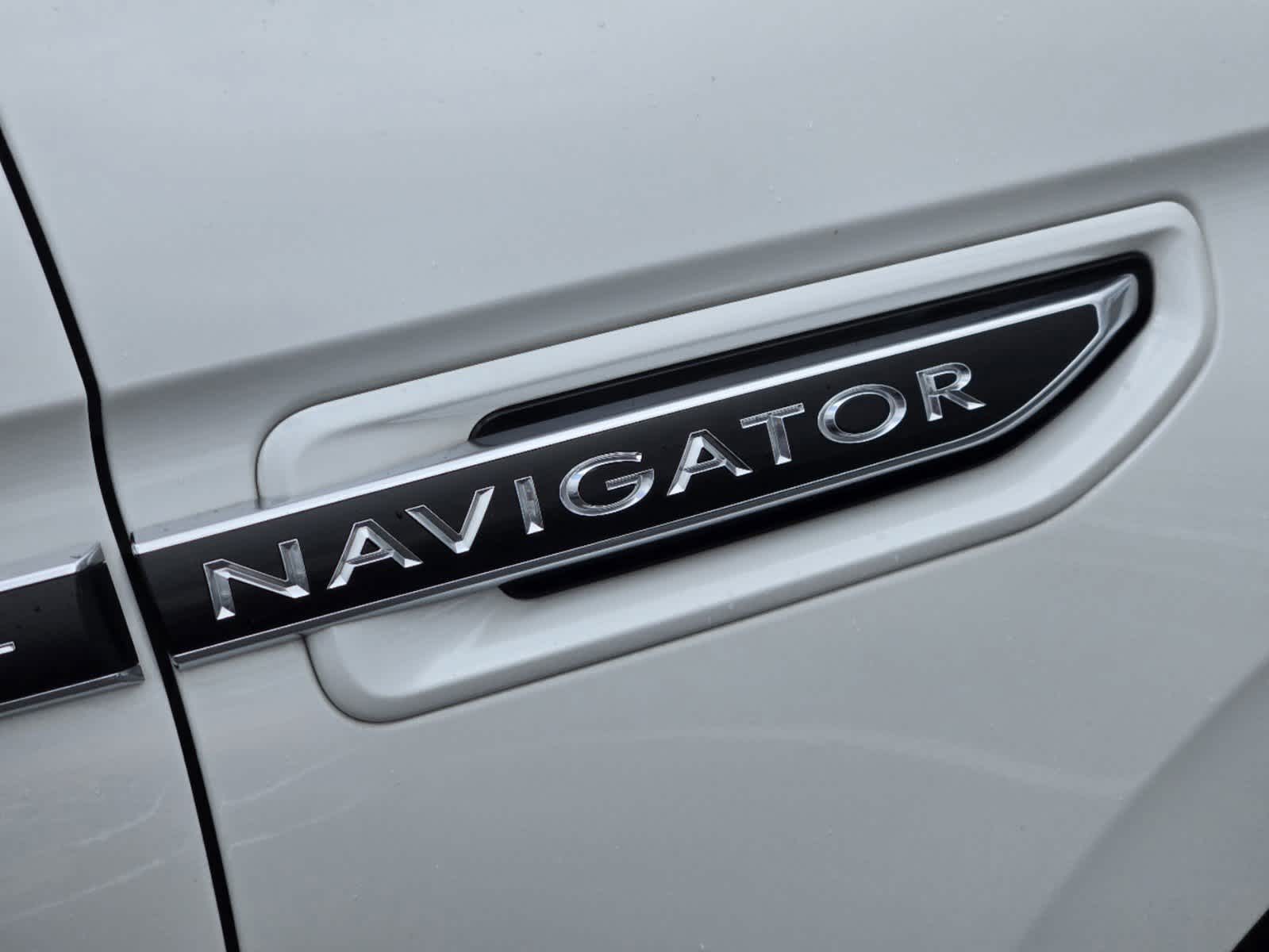 2021 Lincoln Navigator Black Label 8