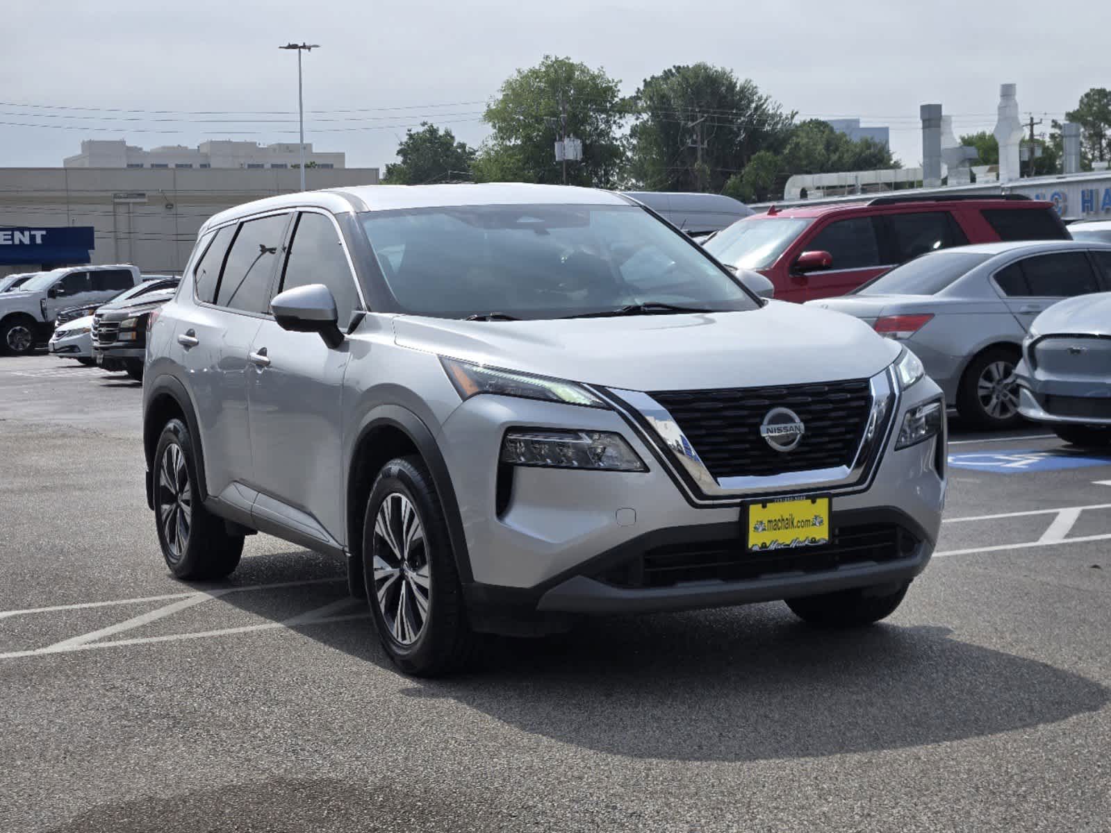 2021 Nissan Rogue SV 2