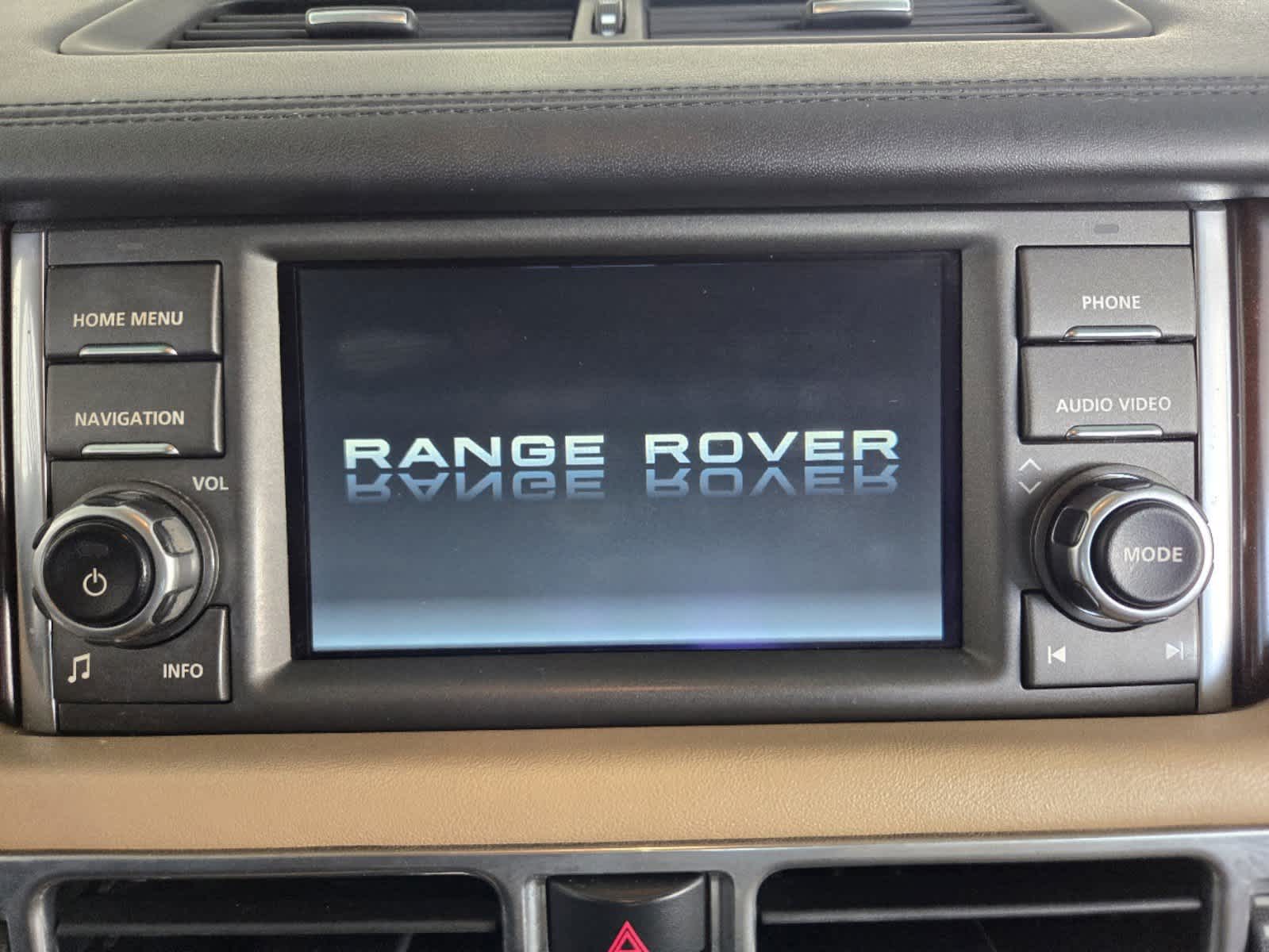 2012 Land Rover Range Rover HSE LUX 12