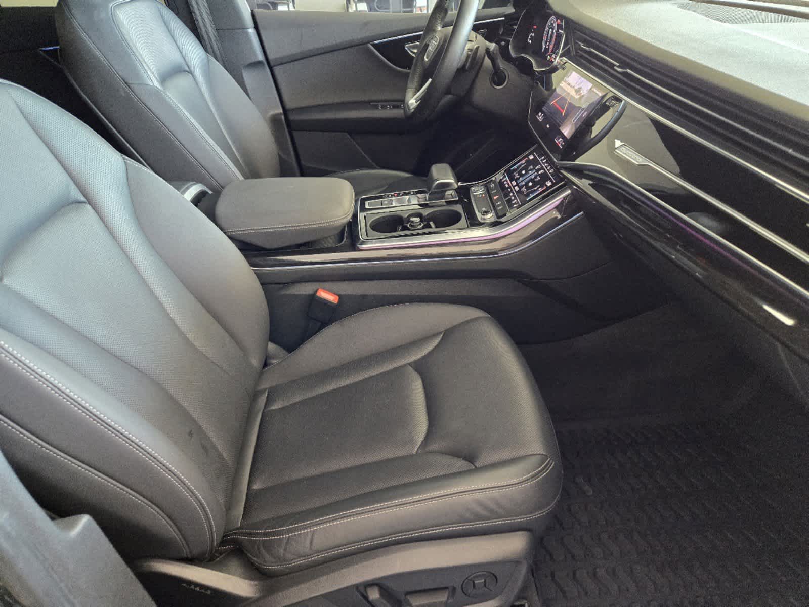 2019 Audi Q8 Premium Plus 10