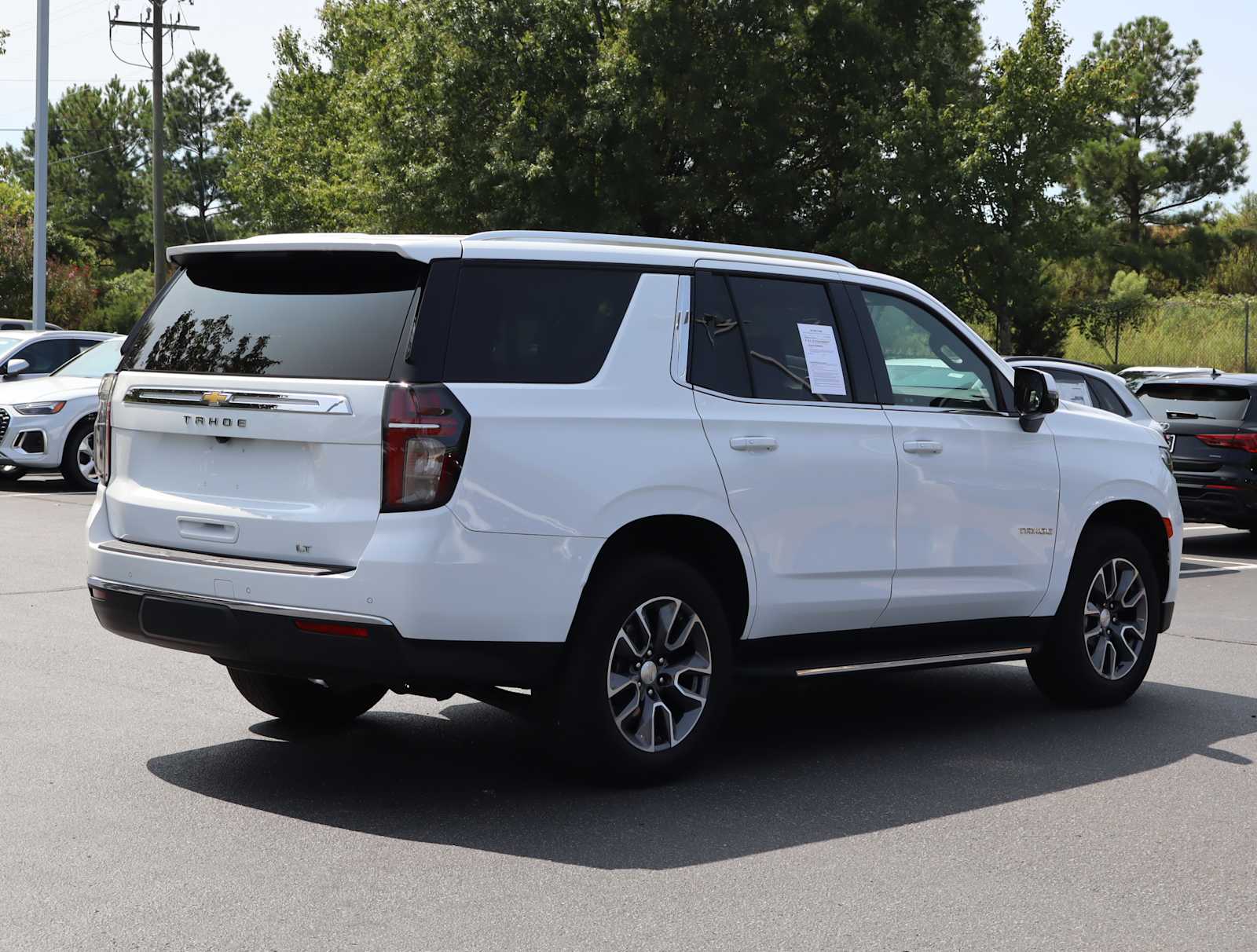 2022 Chevrolet Tahoe LT 8