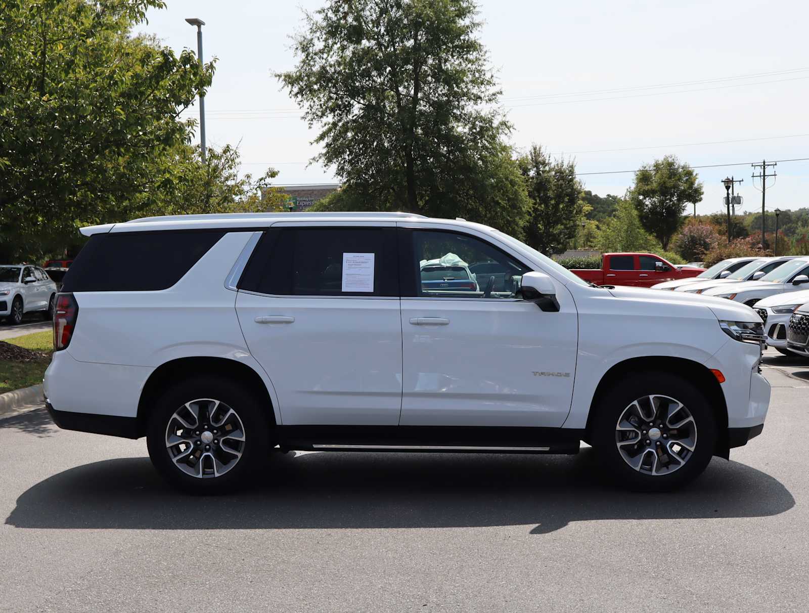 2022 Chevrolet Tahoe LT 9