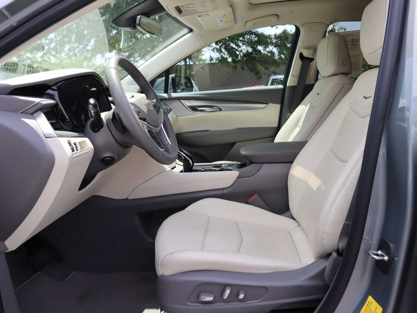 2023 Cadillac XT5 FWD Premium Luxury 12