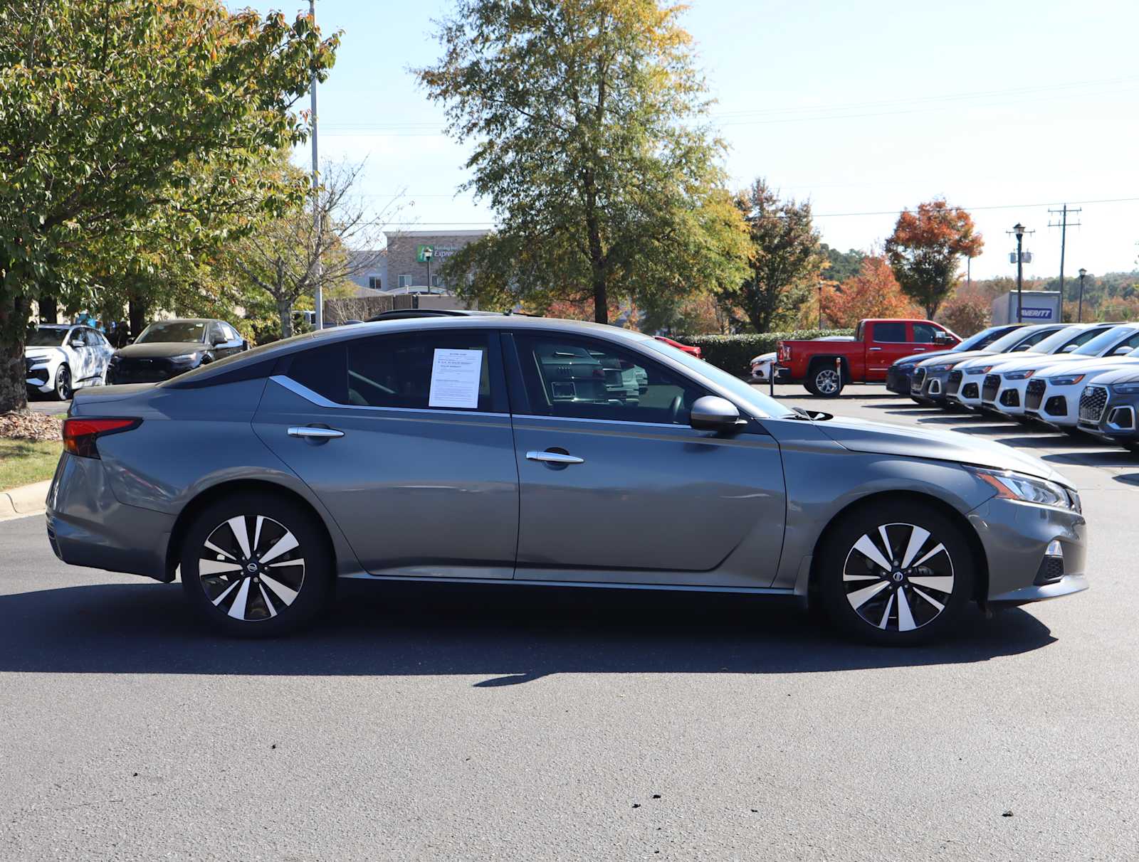 2021 Nissan Altima 2.5 SV 9