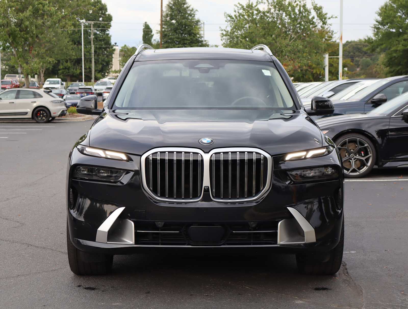 2024 BMW X7 xDrive40i 3