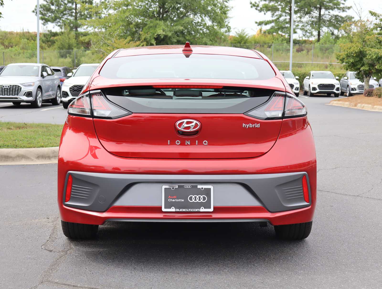 2022 Hyundai IONIQ Hybrid SEL 7