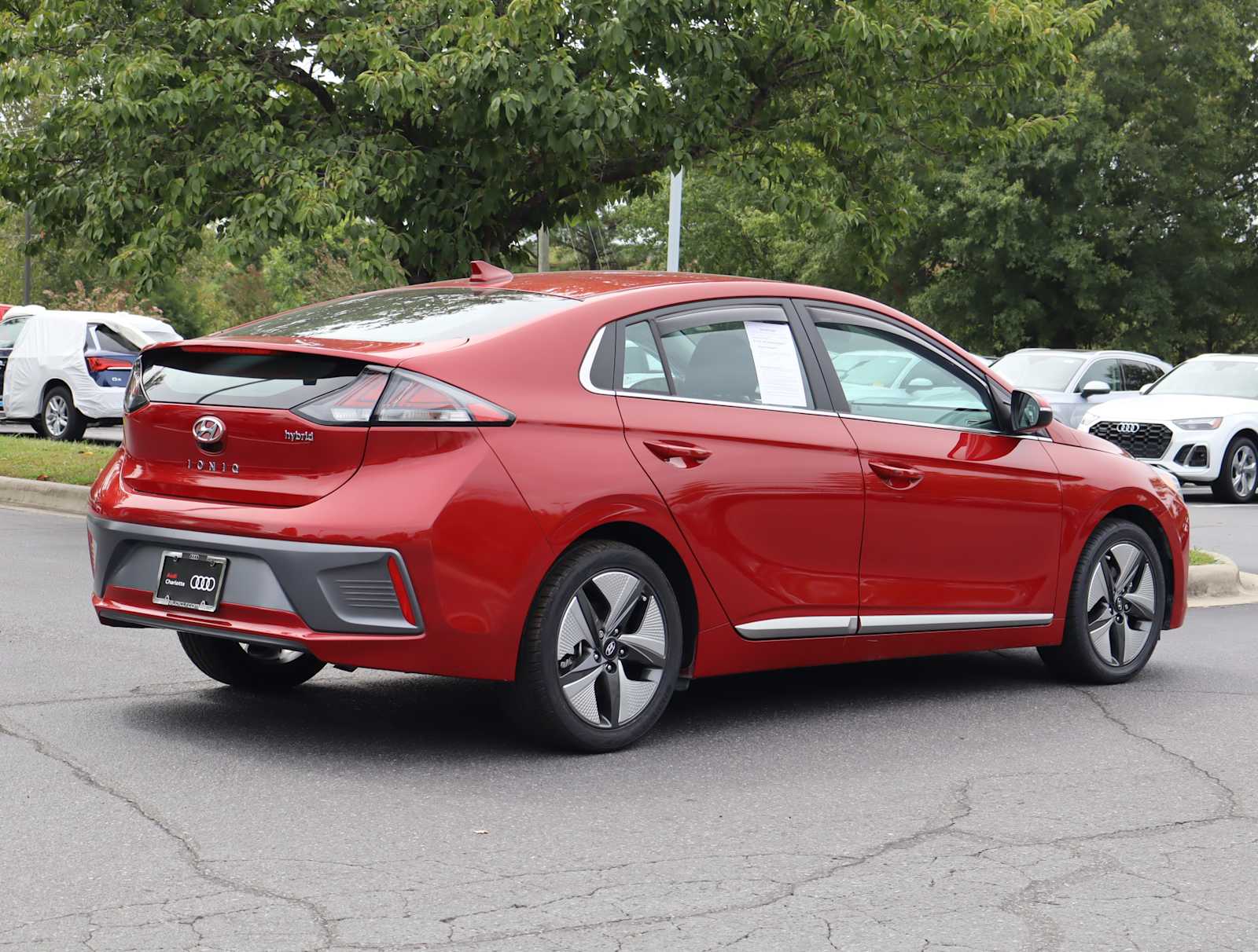 2022 Hyundai IONIQ Hybrid SEL 8