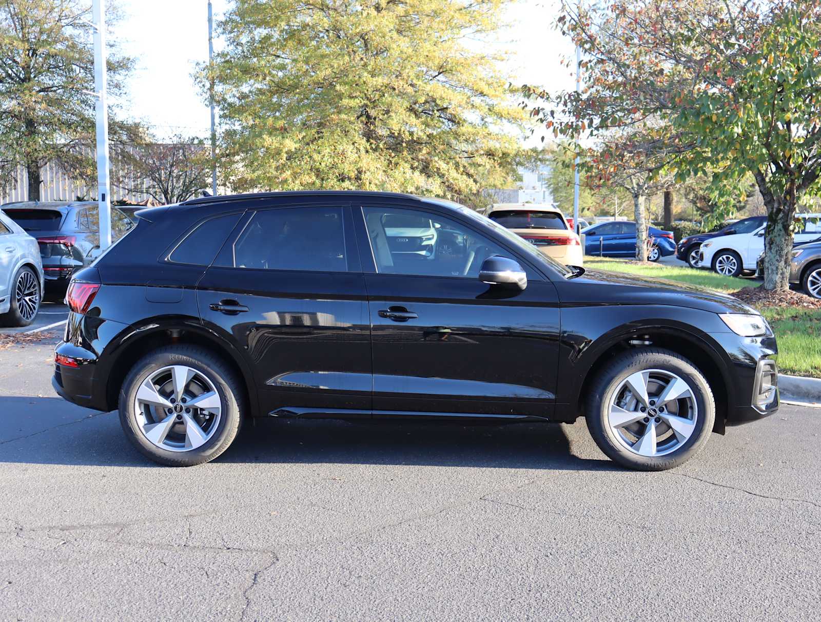 2025 Audi Q5 Premium 6