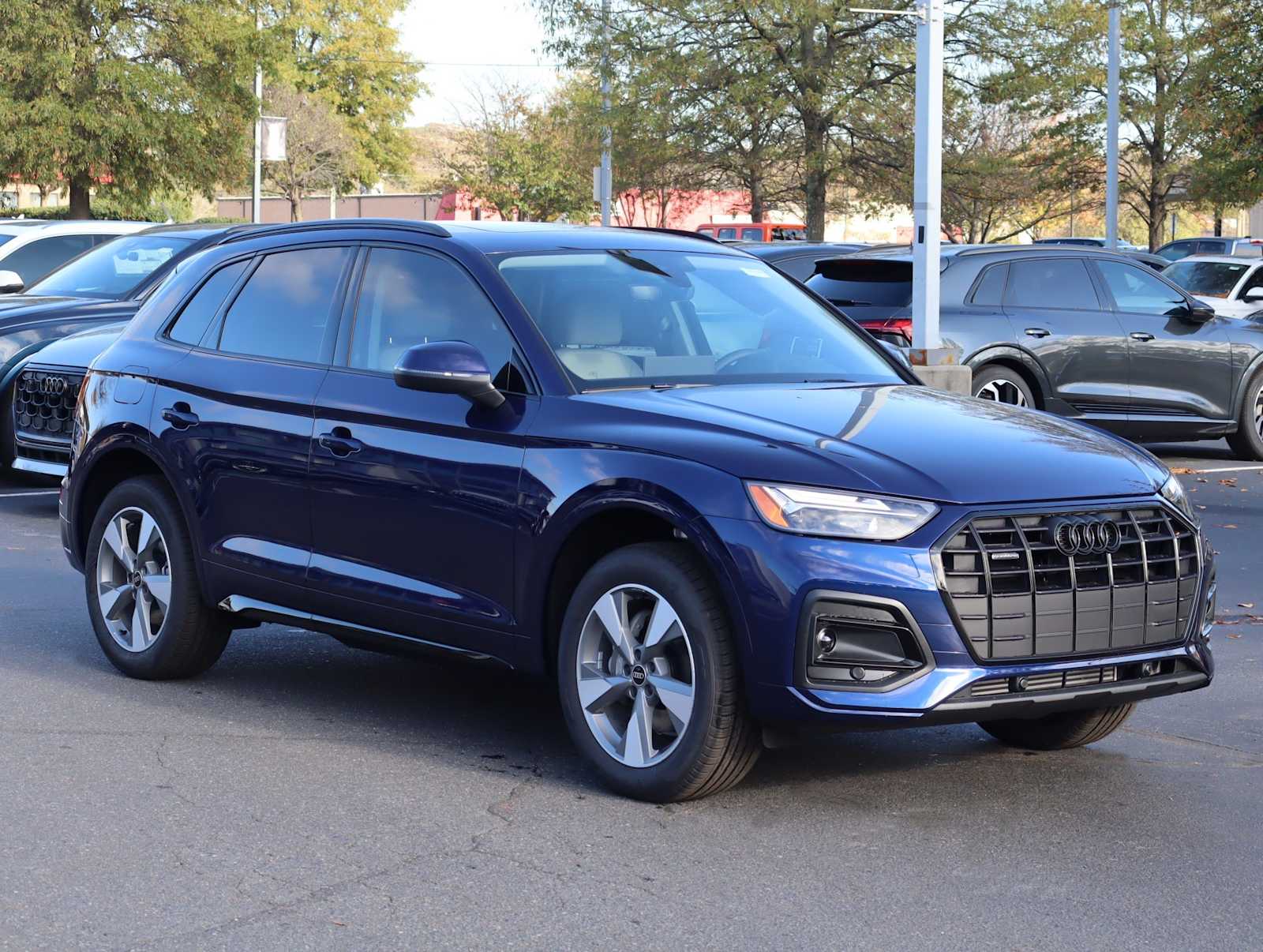 2025 Audi Q5 Premium 2