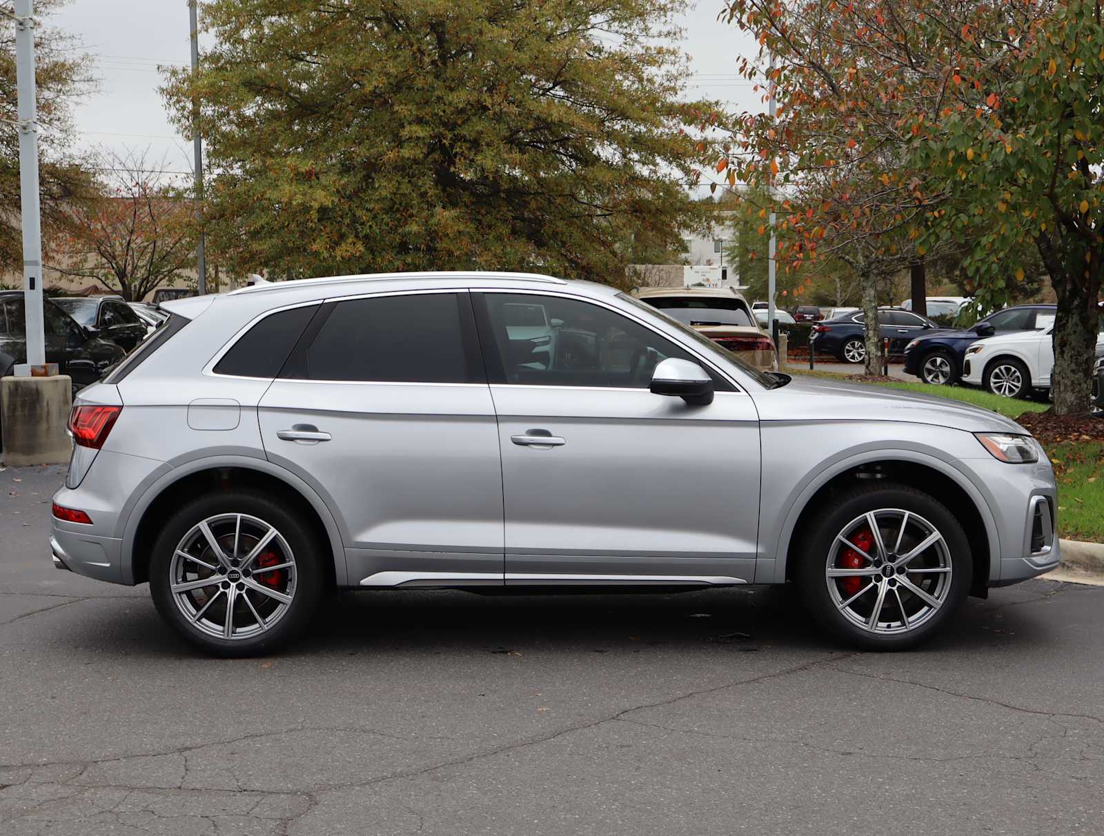 2025 Audi SQ5 Premium Plus 6