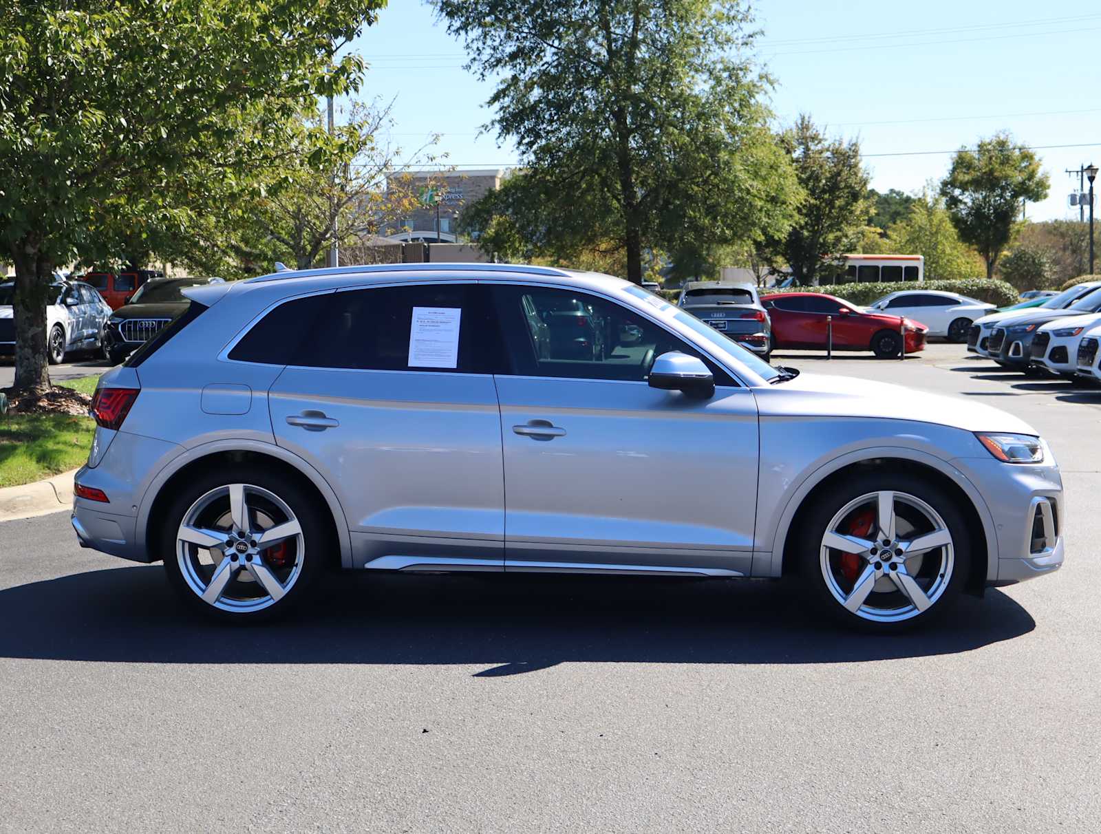 2023 Audi SQ5 Prestige 9