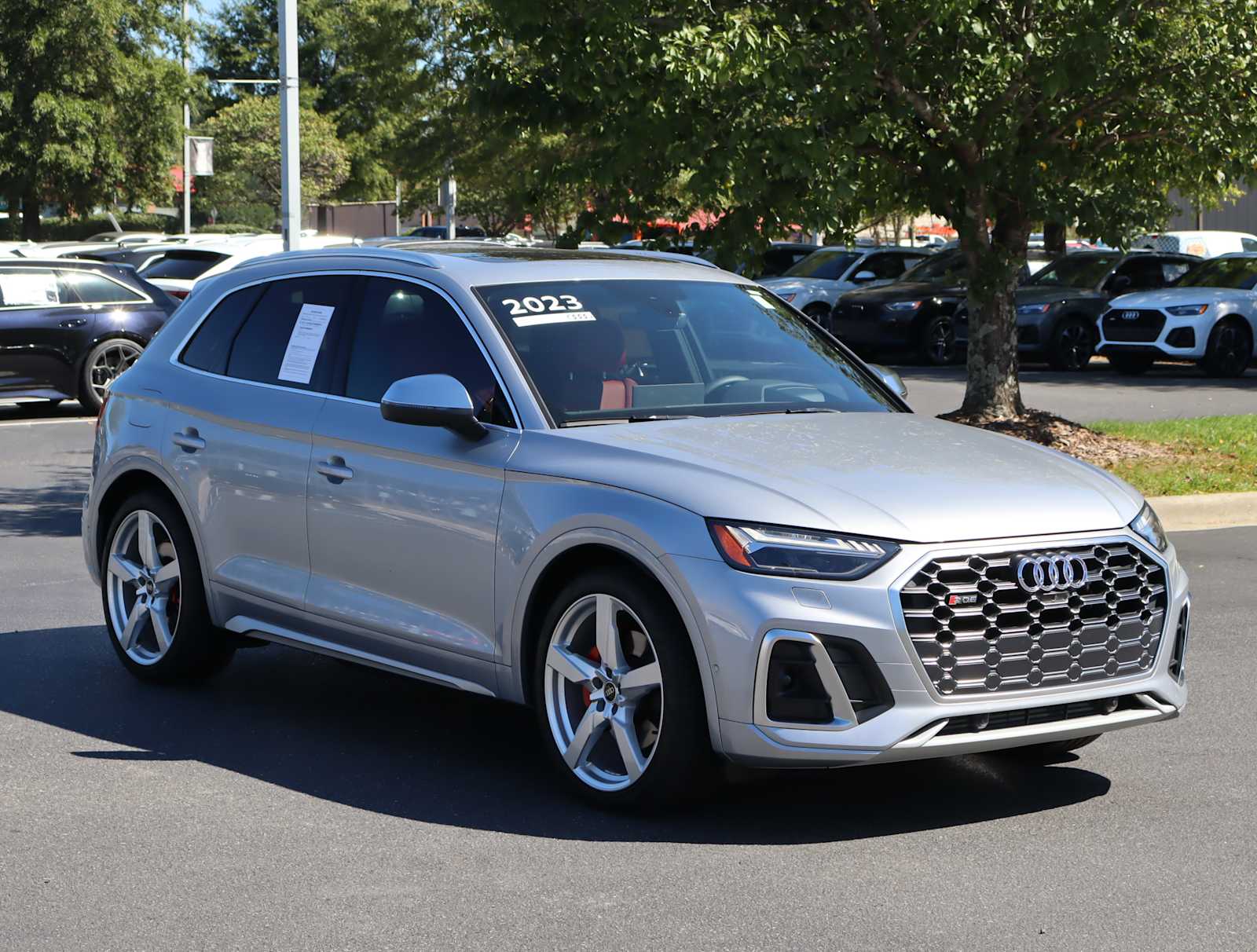 2023 Audi SQ5 Prestige 2