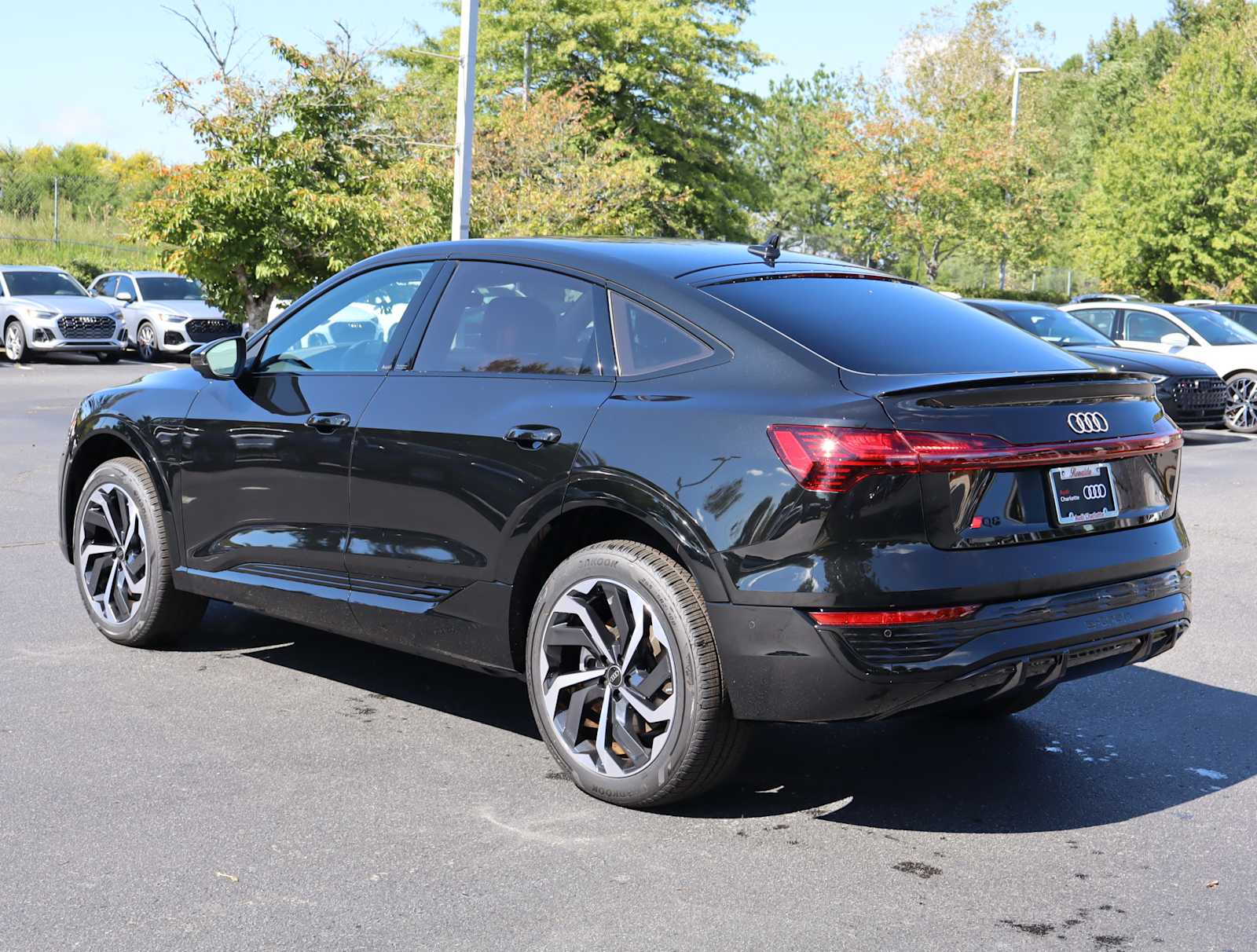 2024 Audi Q8 e-tron Sportback S line Premium Plus 4