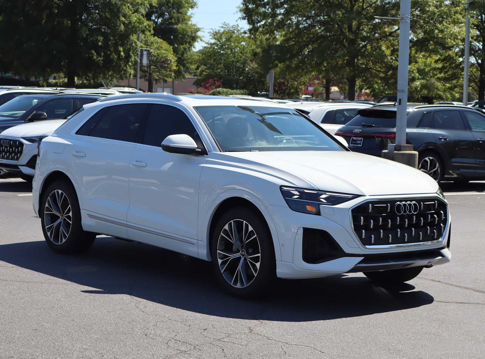 2024 Audi Q8 Prestige 2