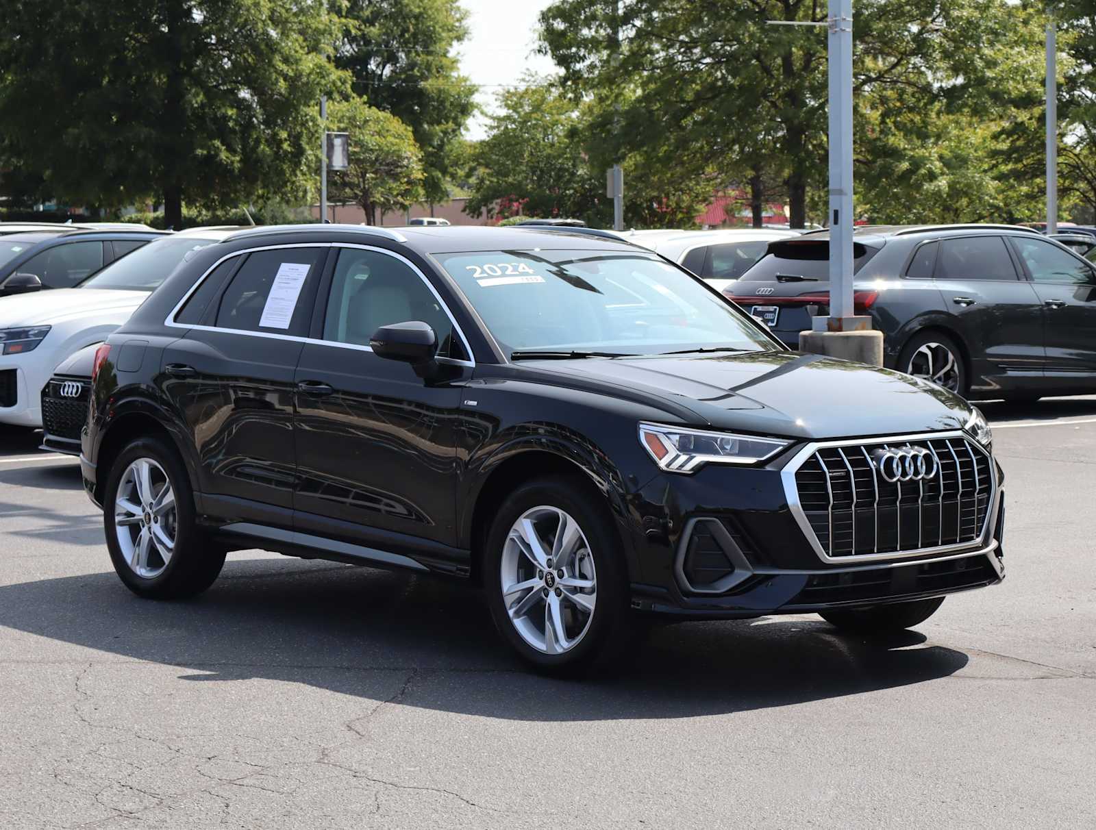 2024 Audi Q3 S line Premium 2