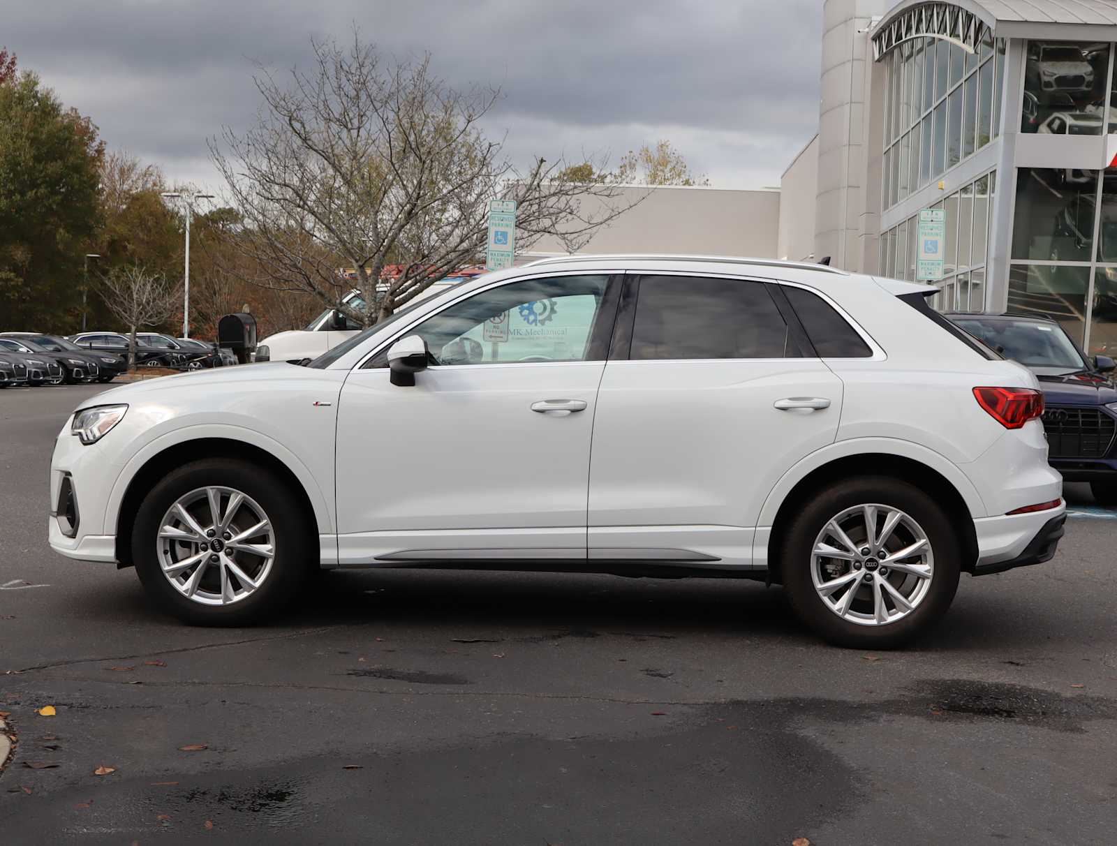 2023 Audi Q3 S line Premium 5