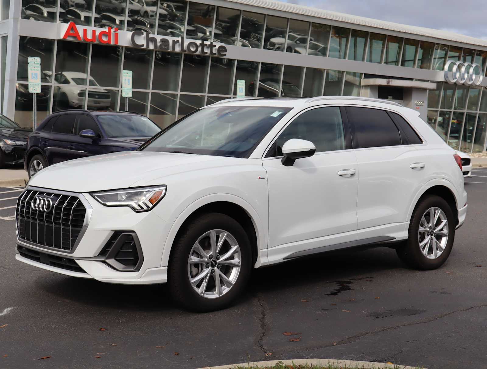 2023 Audi Q3 S line Premium 4