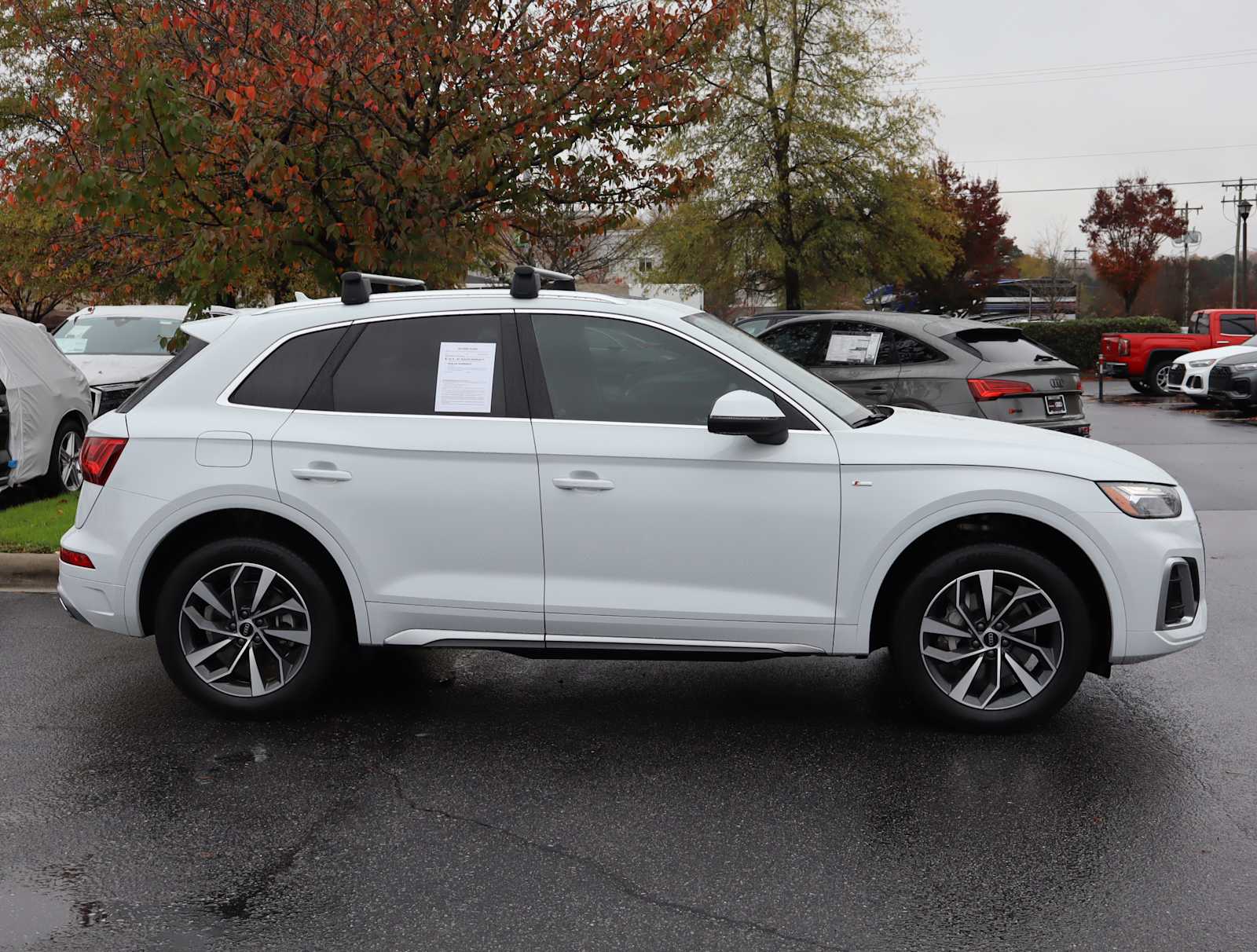 2022 Audi Q5 S line Premium Plus 9