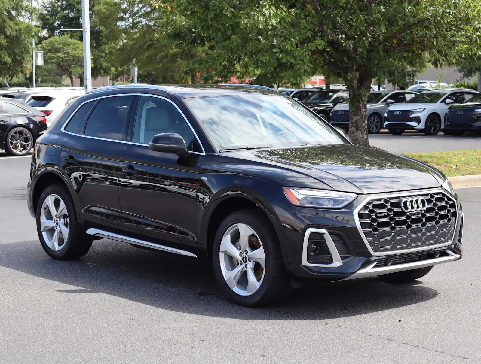 2024 Audi Q5 S line Premium Plus 2