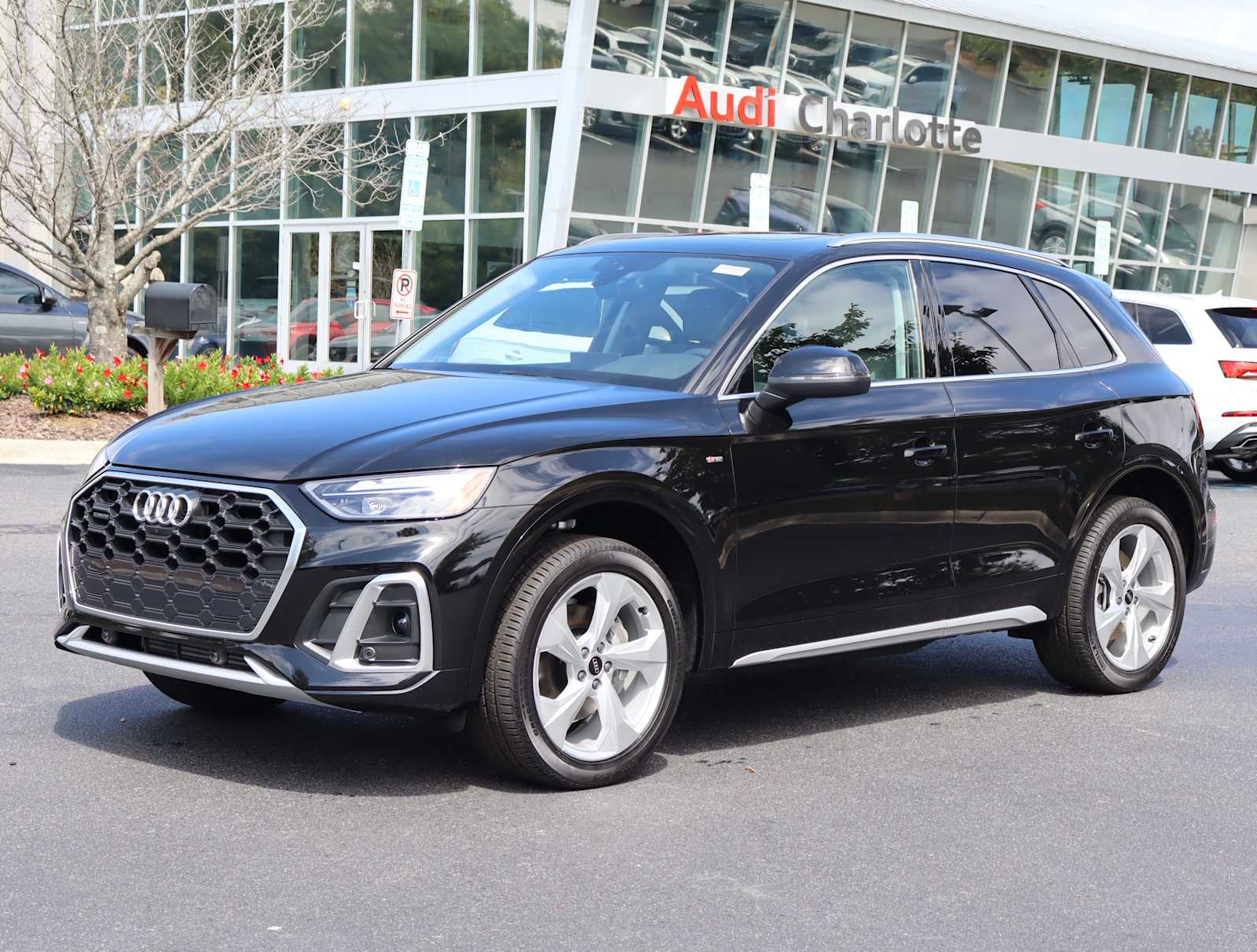 2024 Audi Q5 S line Premium Plus 3