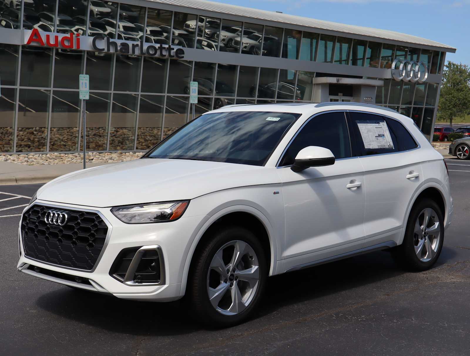 2024 Audi Q5 S line Premium Plus 3