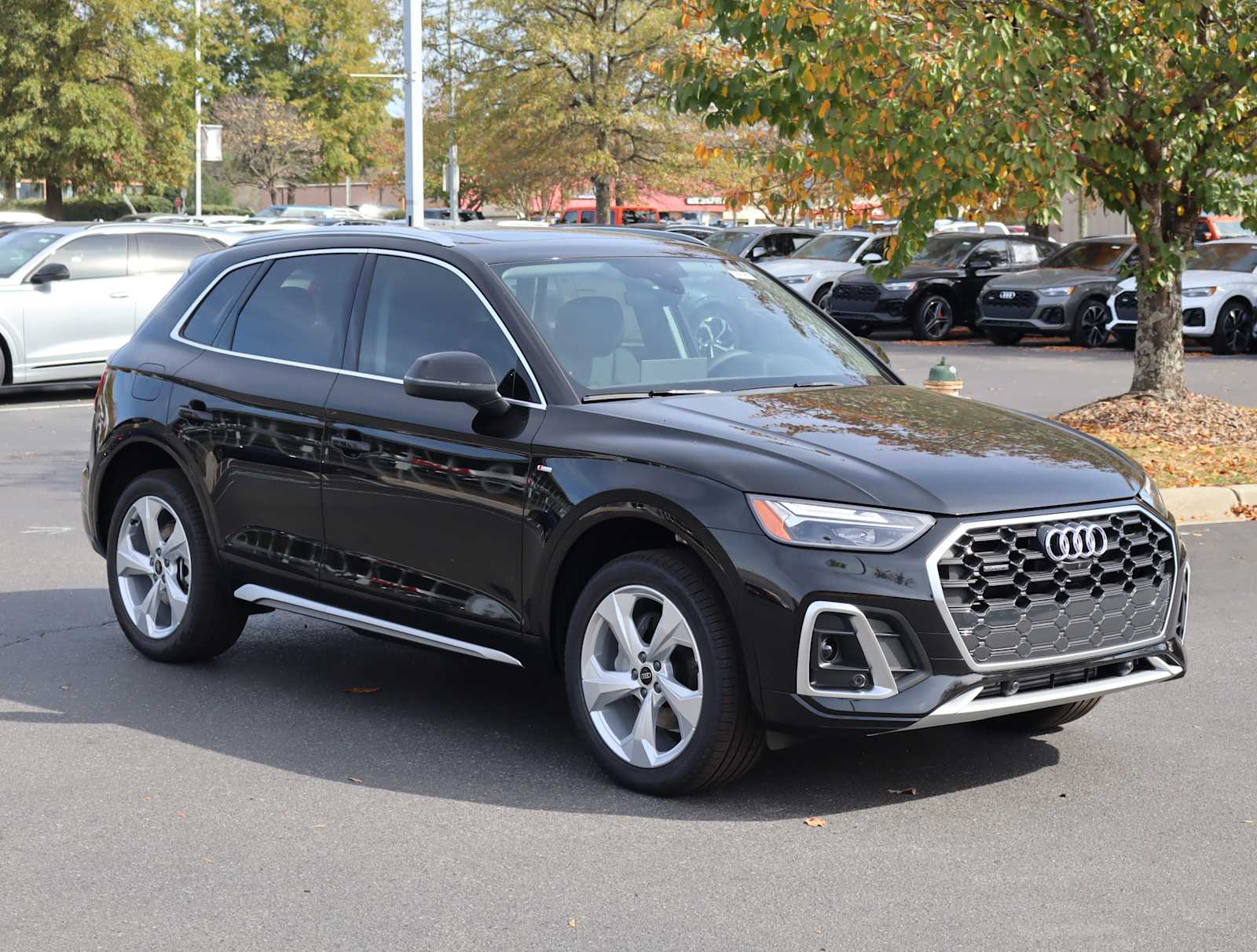 2025 Audi Q5 S line Premium Plus 2