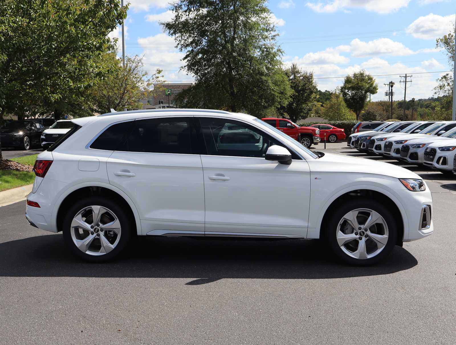 2024 Audi Q5 S line Premium Plus 6