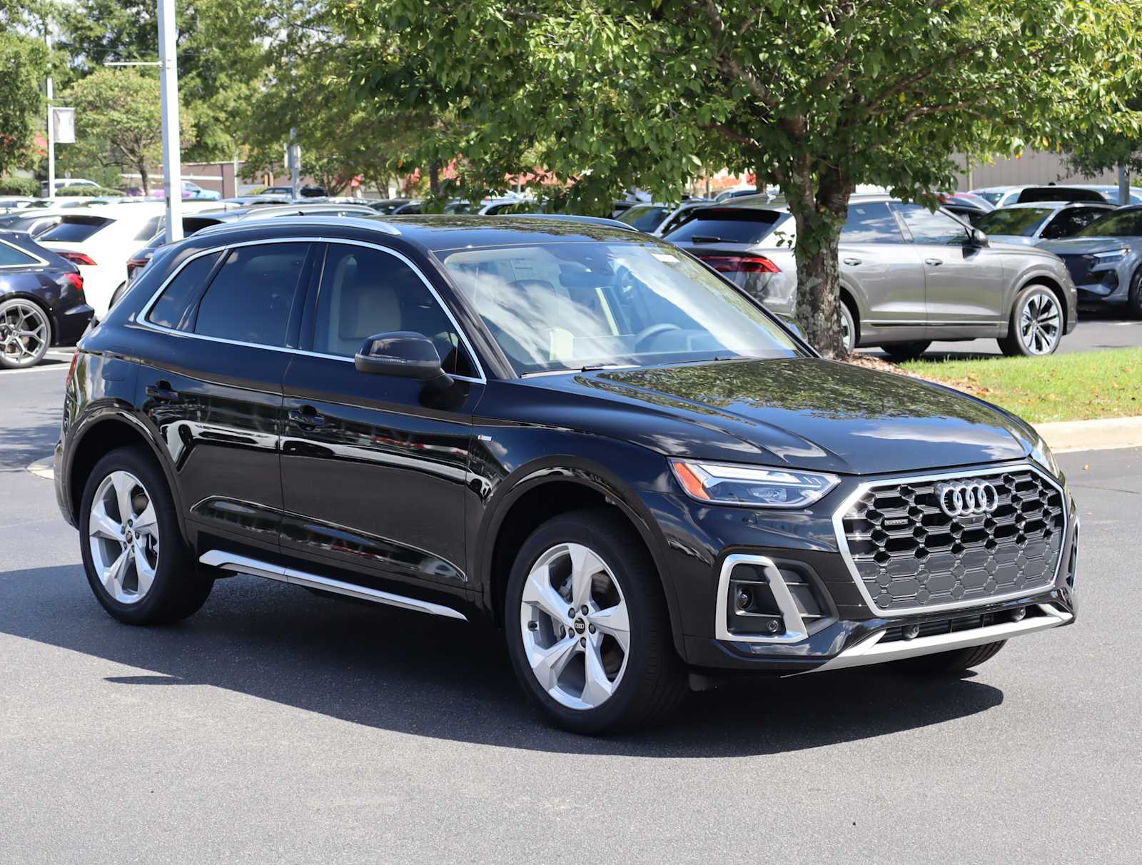 2024 Audi Q5 S line Premium Plus 2