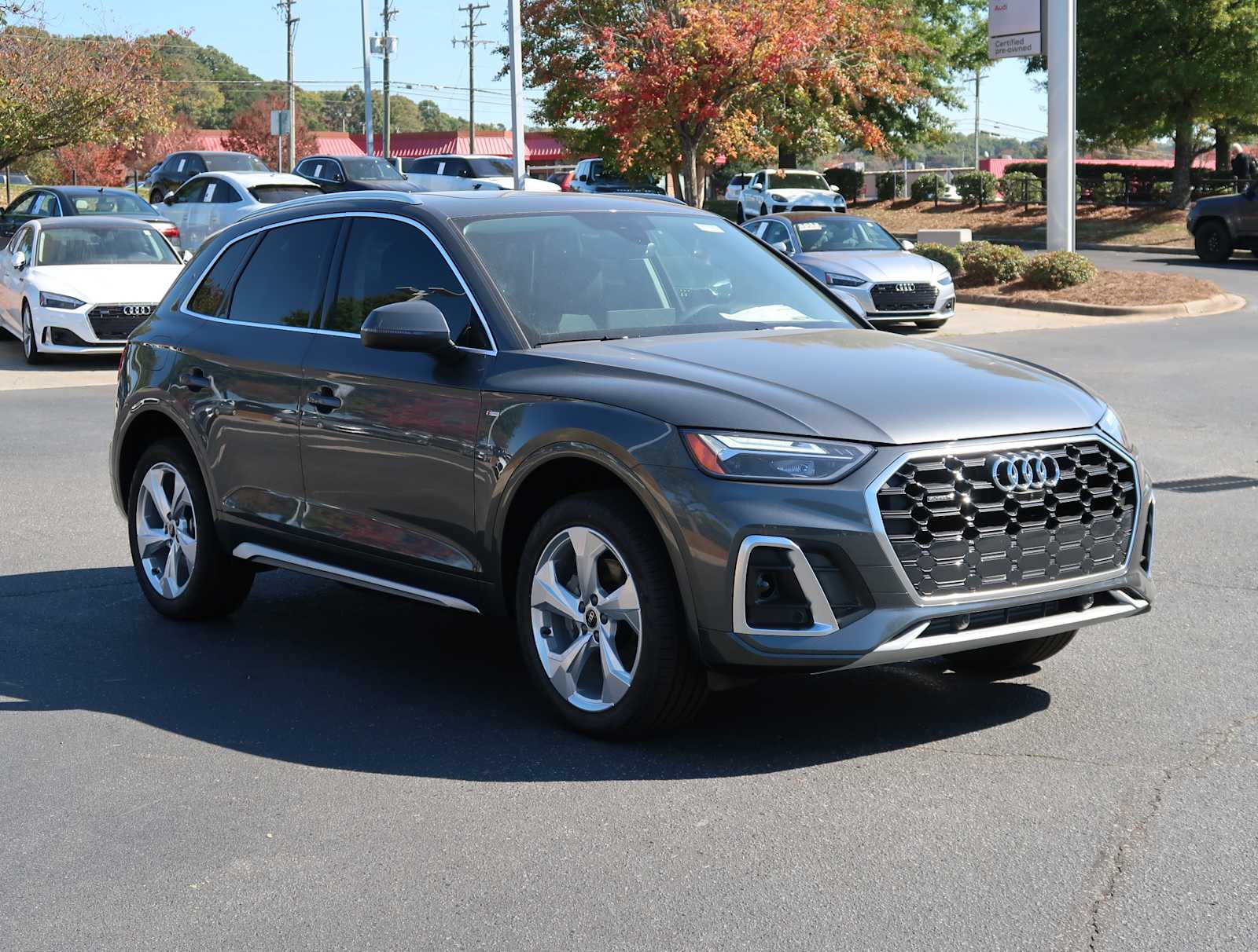 2024 Audi Q5 S line Premium Plus 2