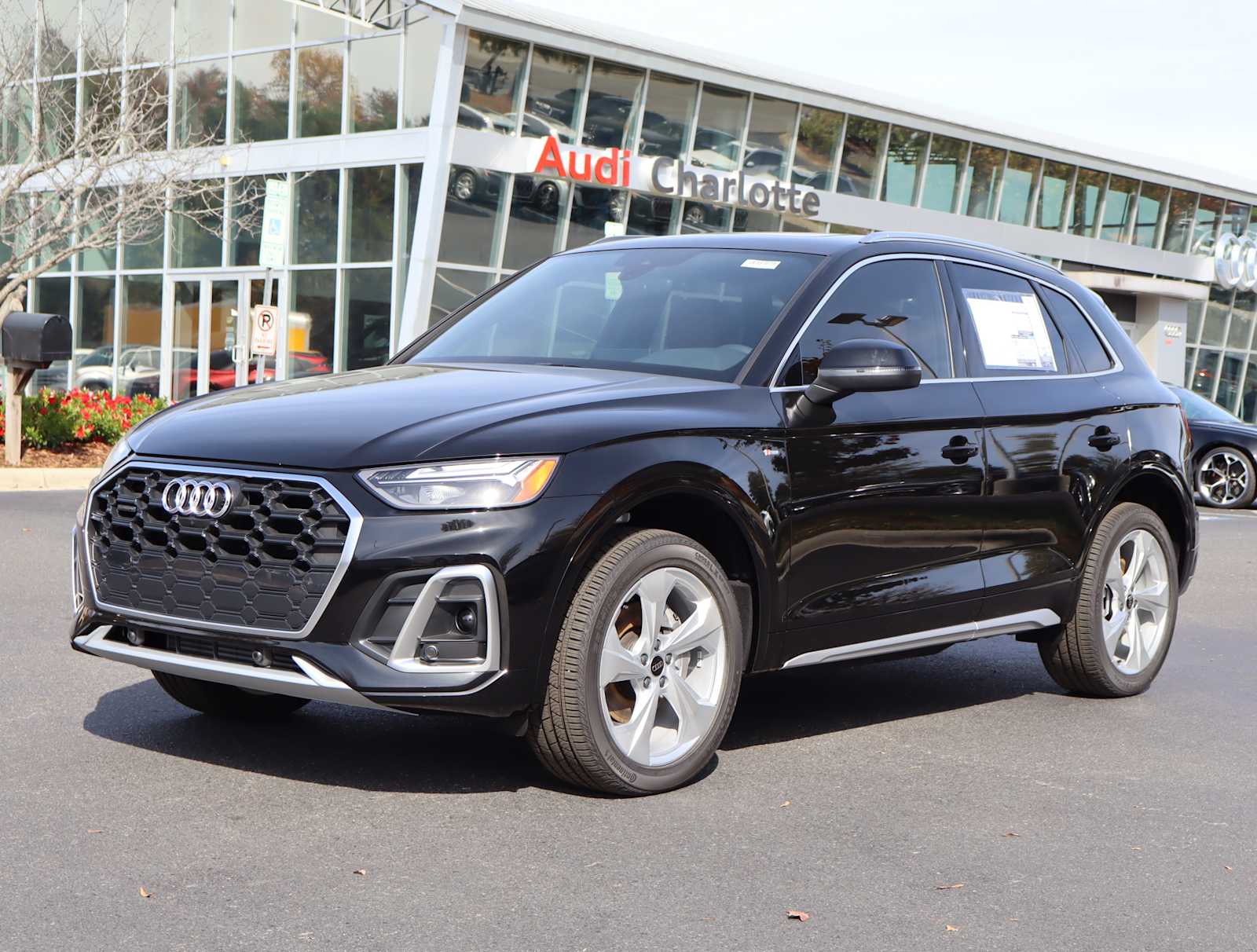 2025 Audi Q5 S line Premium Plus 3