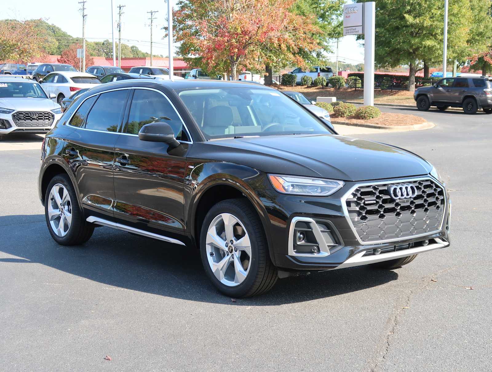 2025 Audi Q5 S line Premium Plus 2