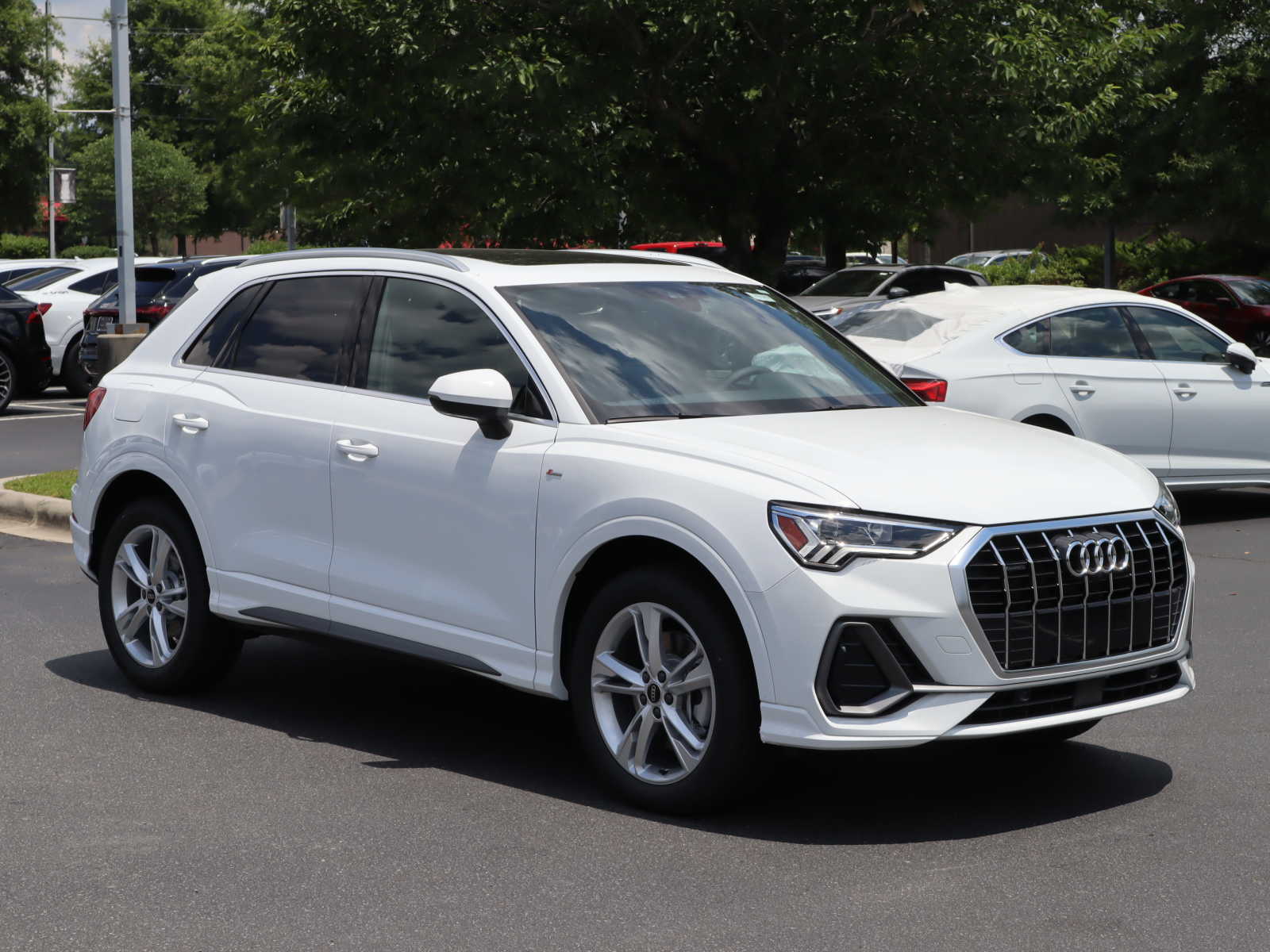 2024 Audi Q3 S line Premium Plus 2