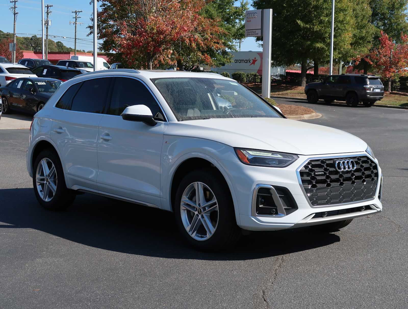 2024 Audi Q5 S line Premium 2