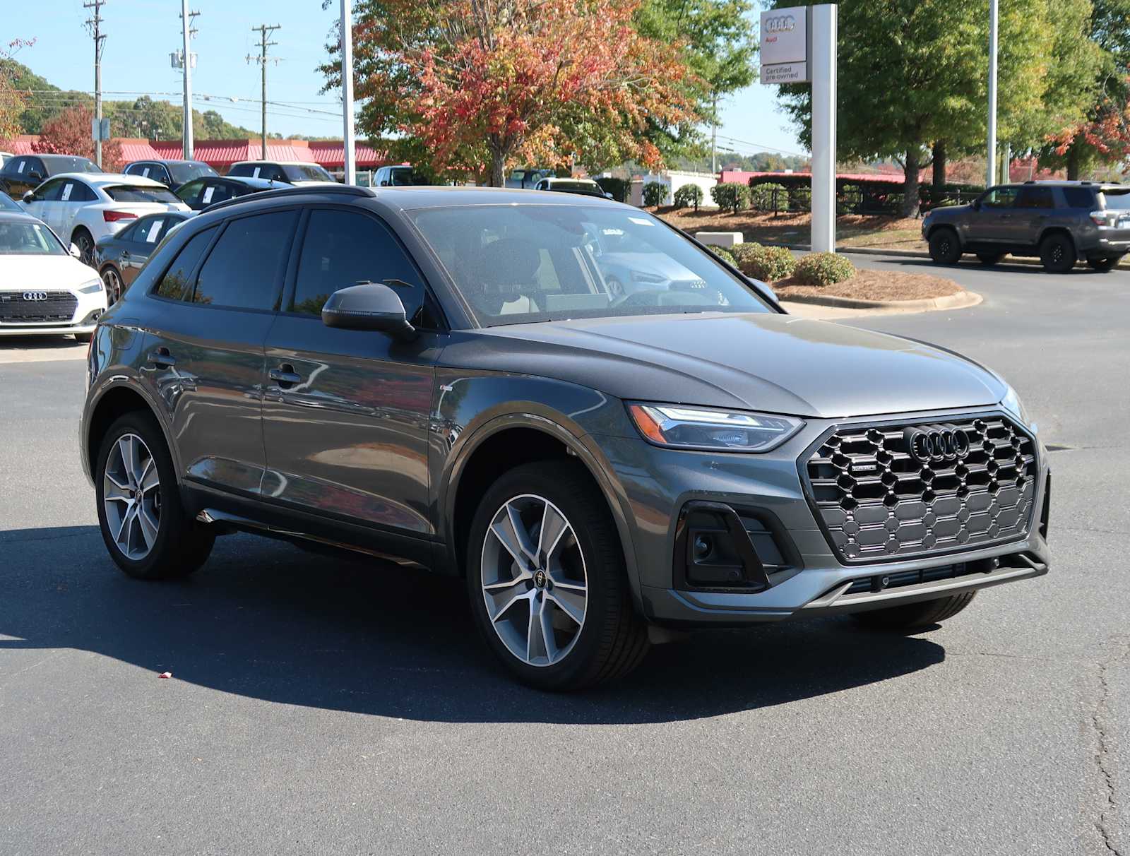 2025 Audi Q5 S line Premium 2