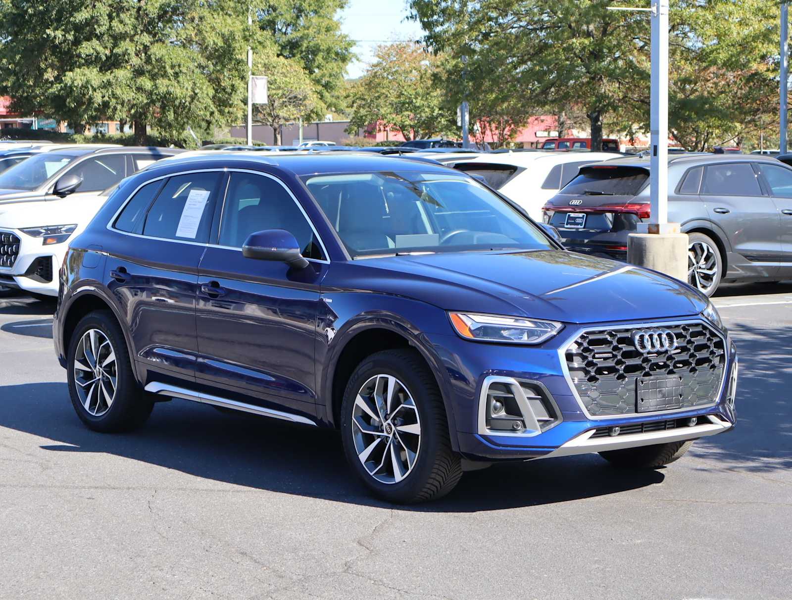 2022 Audi Q5 S line Premium 2