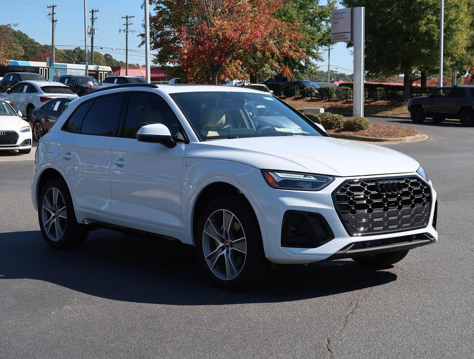 2025 Audi Q5 S line Premium 2