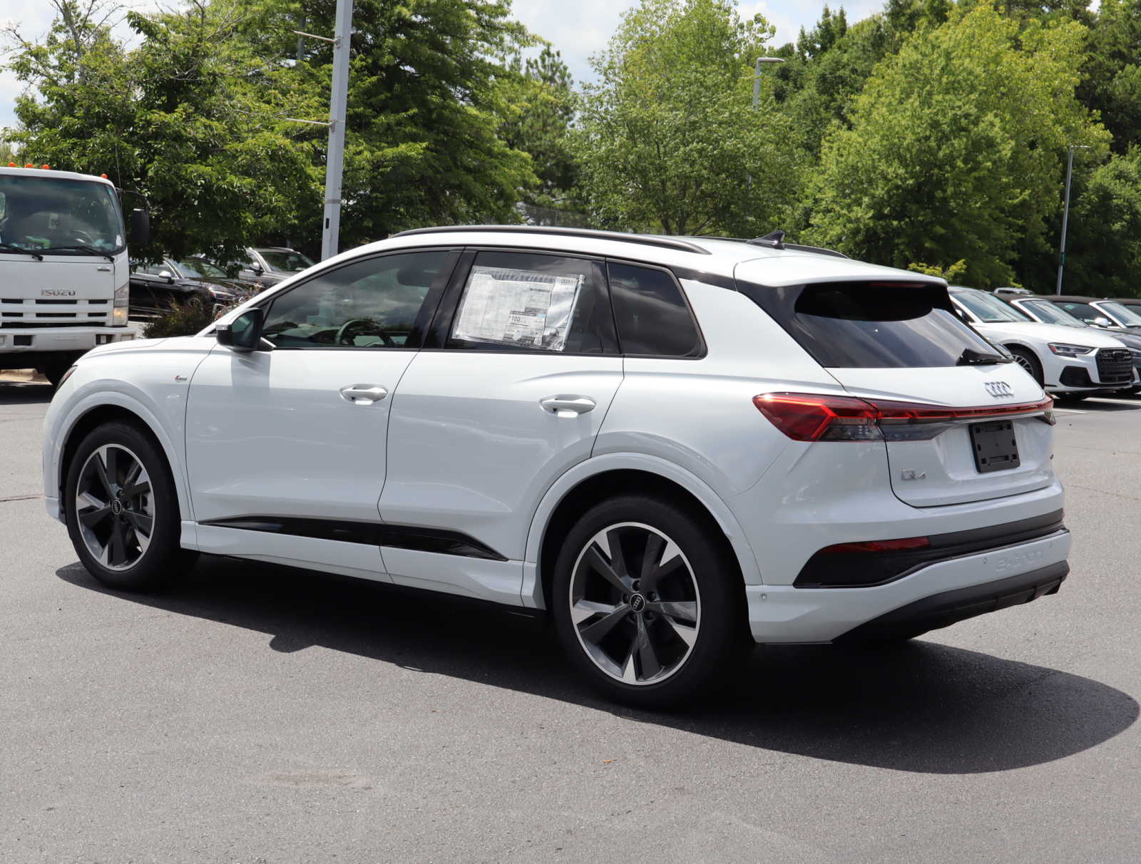 2024 Audi Q4 e-tron Premium Plus 6