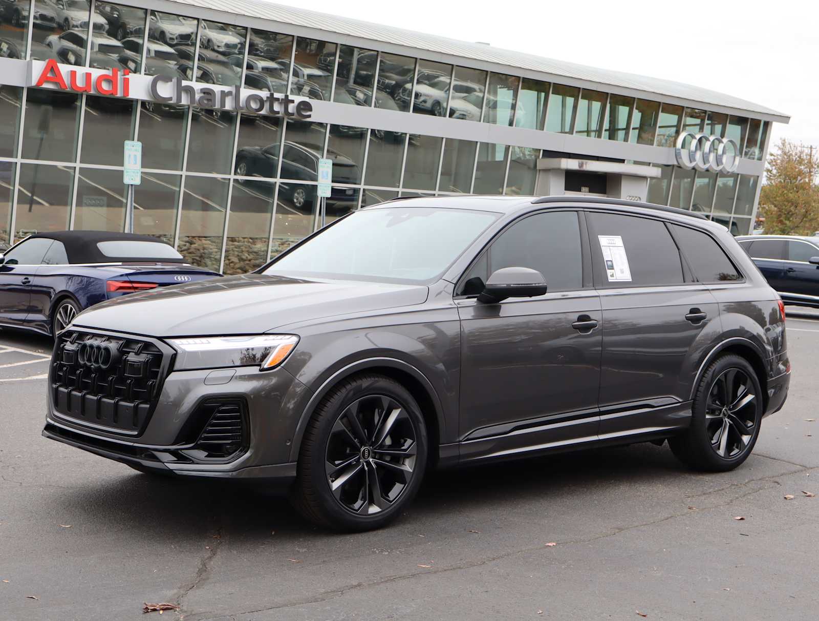 2025 Audi Q7 Prestige 4