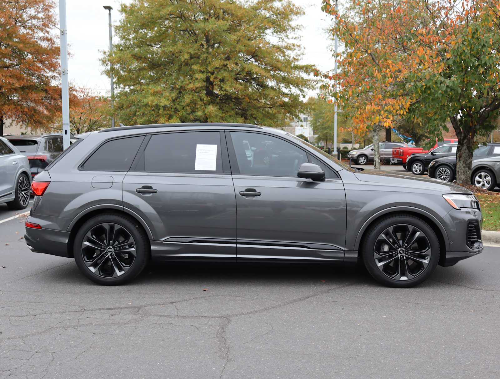 2025 Audi Q7 Prestige 9