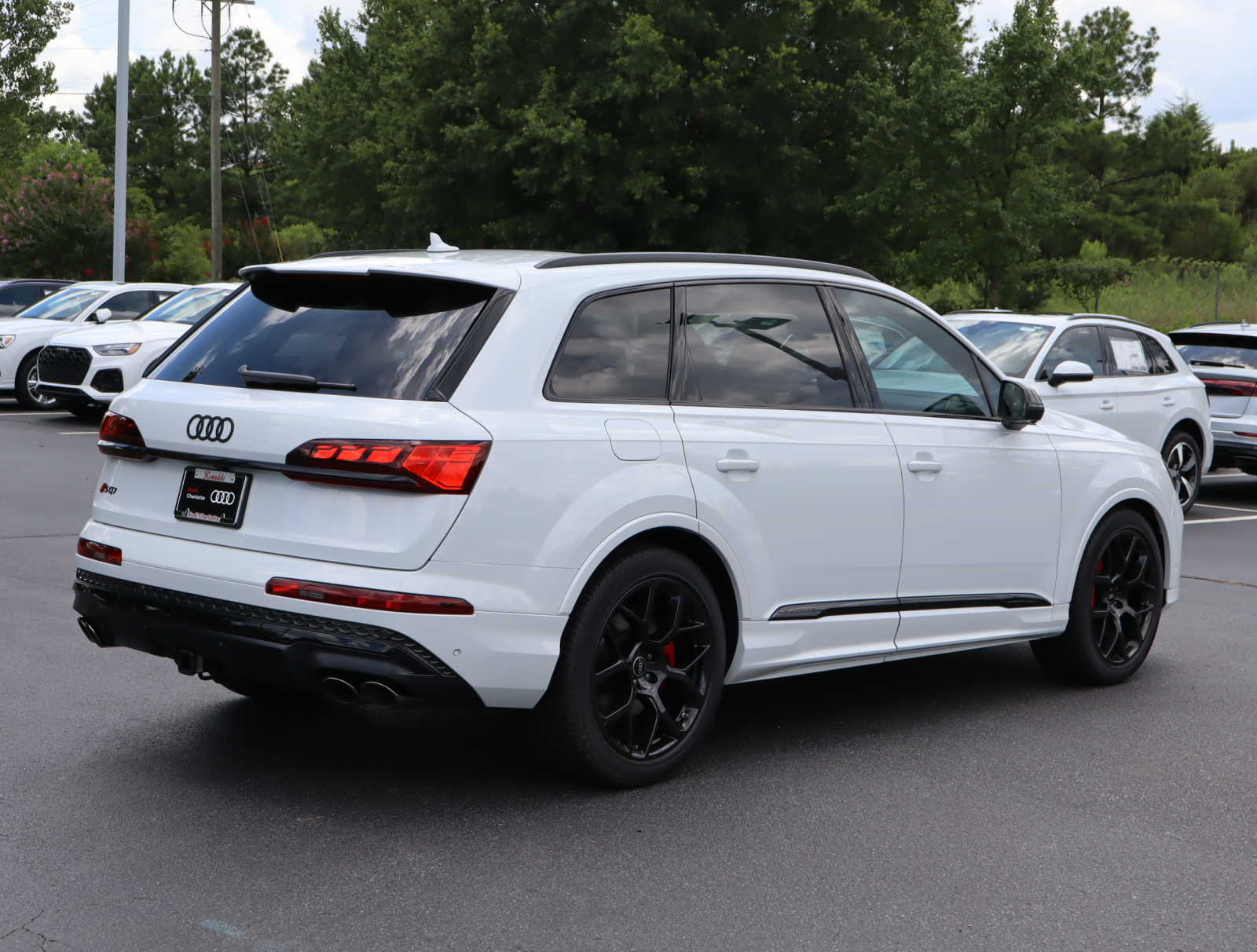 2025 Audi SQ7 Prestige 8