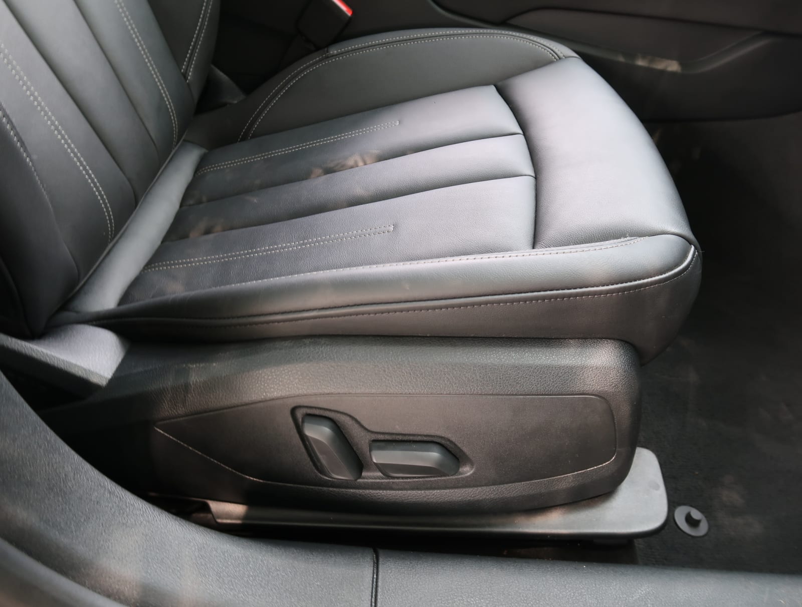 2023 Audi A5 Sportback Premium Plus 37