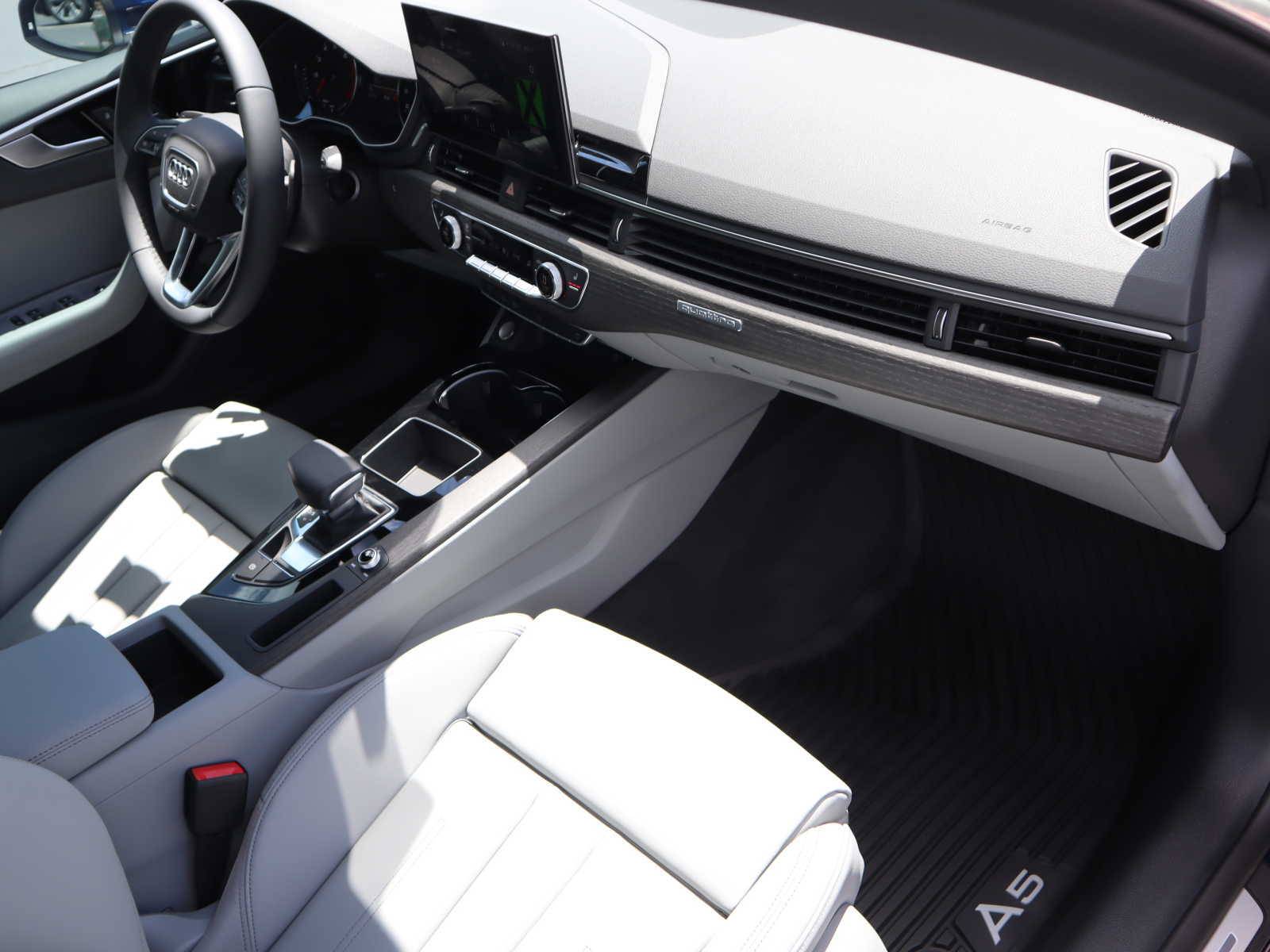 2024 Audi A5 Sportback S line Premium 23