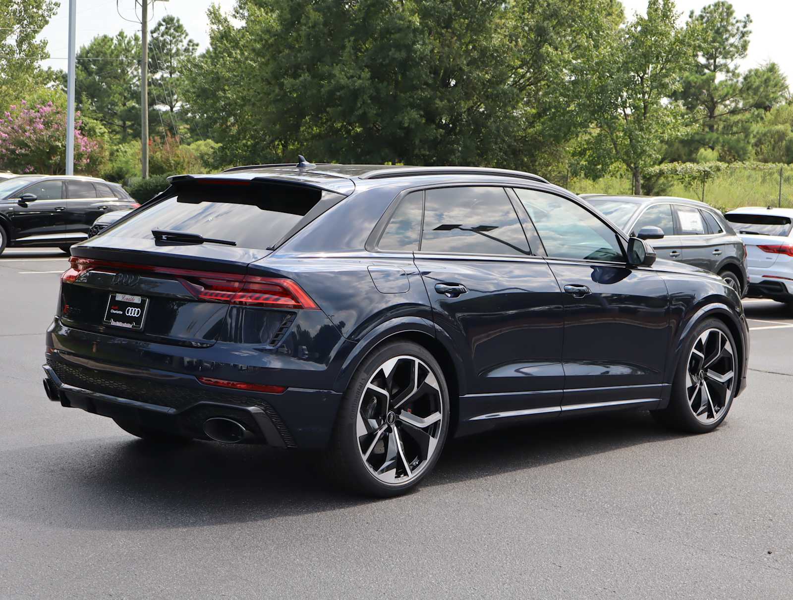 2024 Audi RS Q8  8