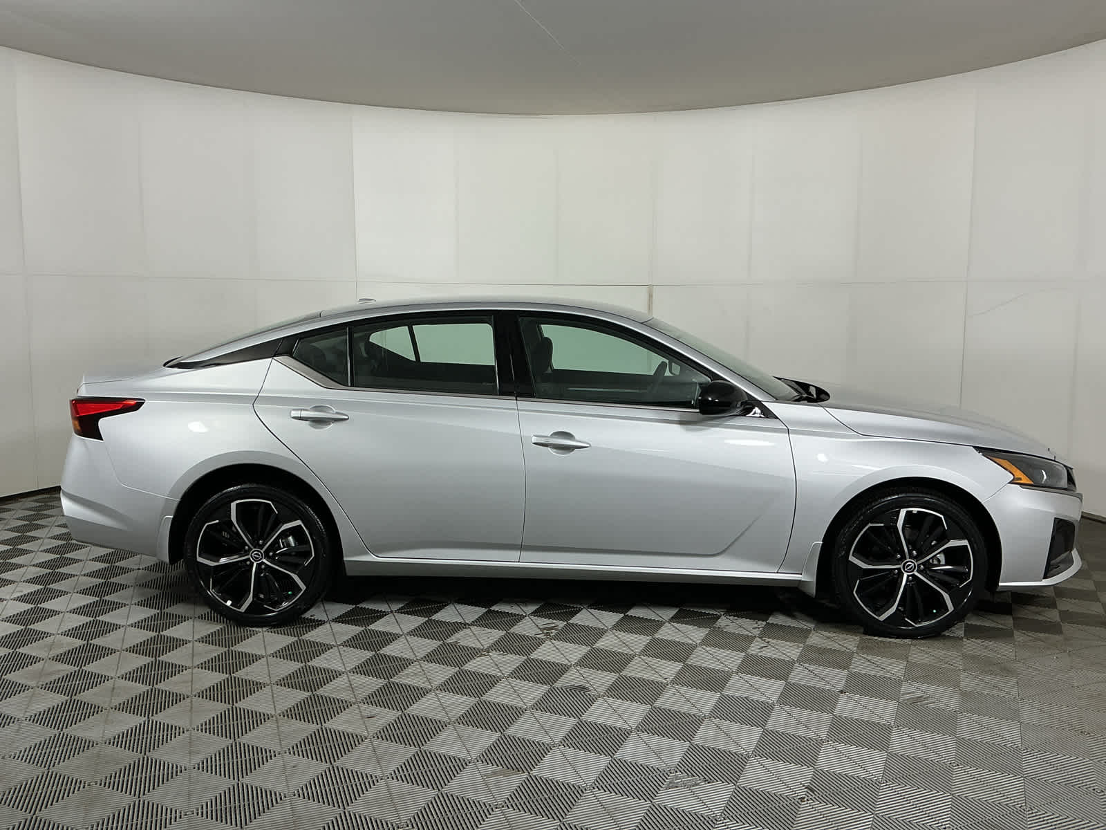 new 2025 Nissan Altima car, priced at $29,999