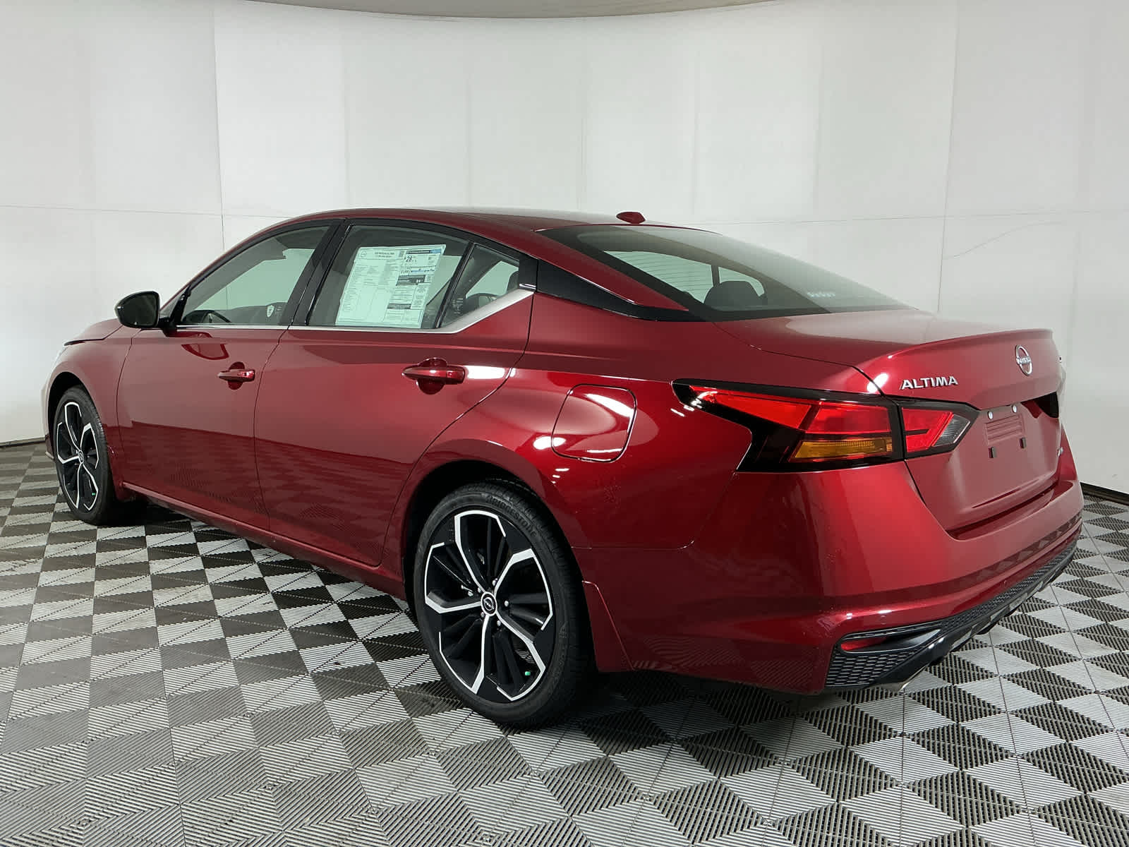 new 2025 Nissan Altima car, priced at $31,957