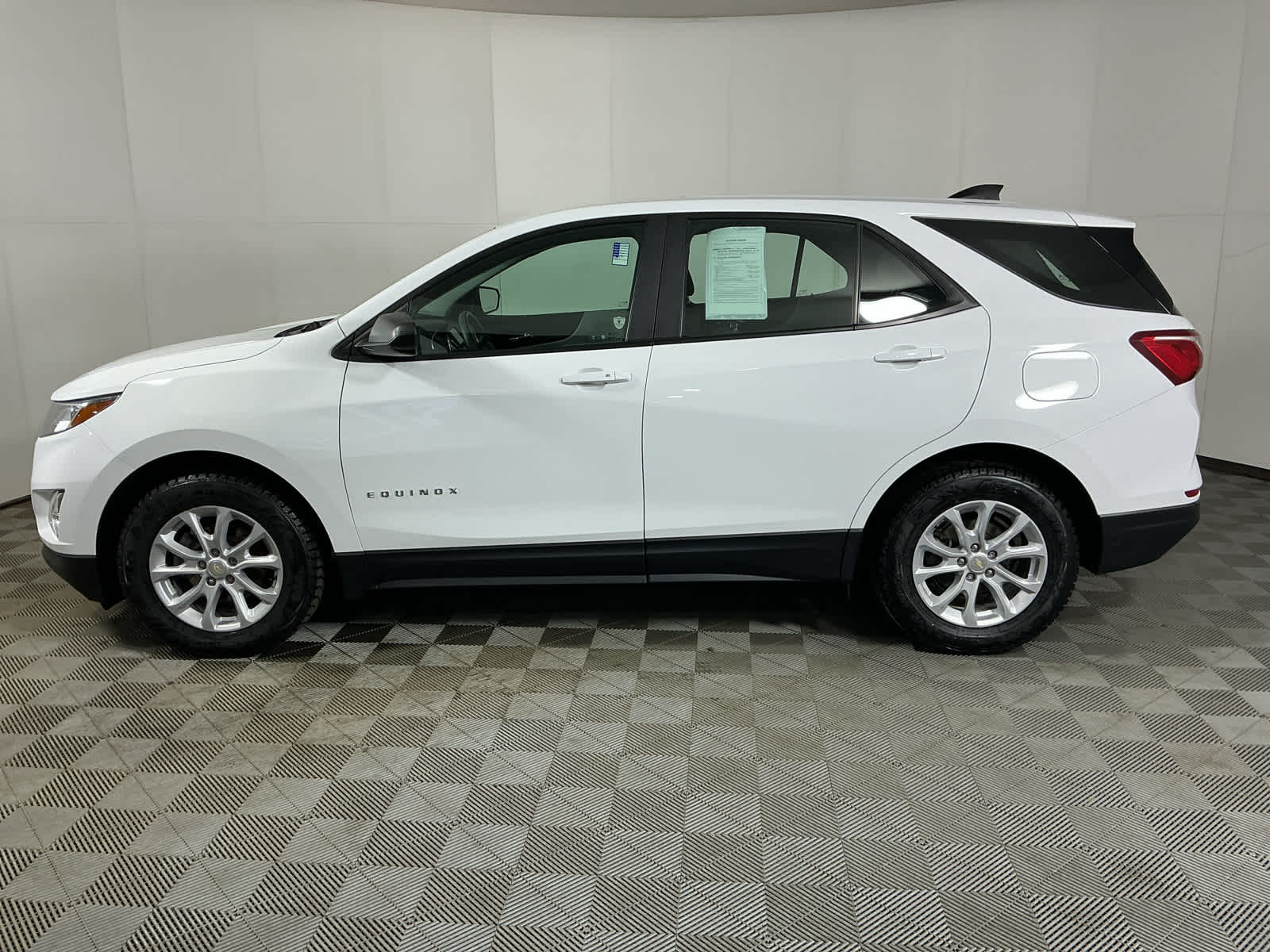 used 2020 Chevrolet Equinox car, priced at $16,914