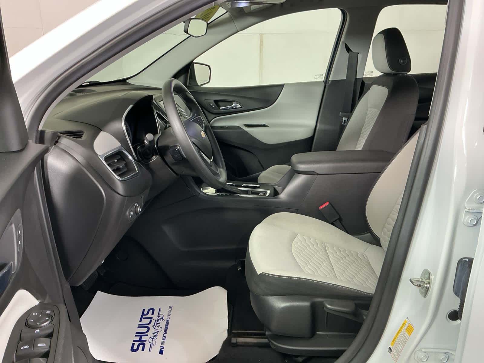 used 2020 Chevrolet Equinox car, priced at $16,914