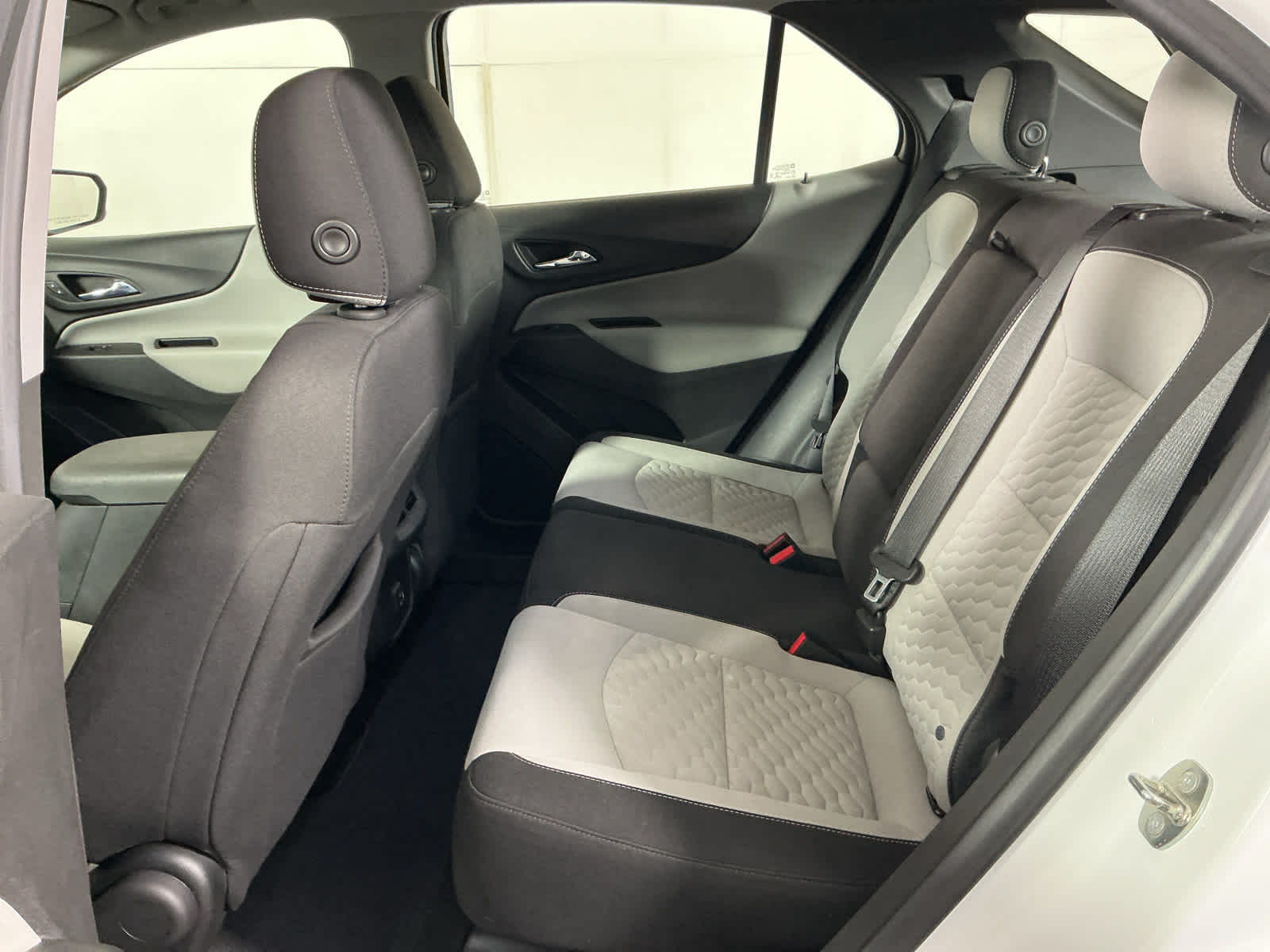 used 2020 Chevrolet Equinox car, priced at $16,914