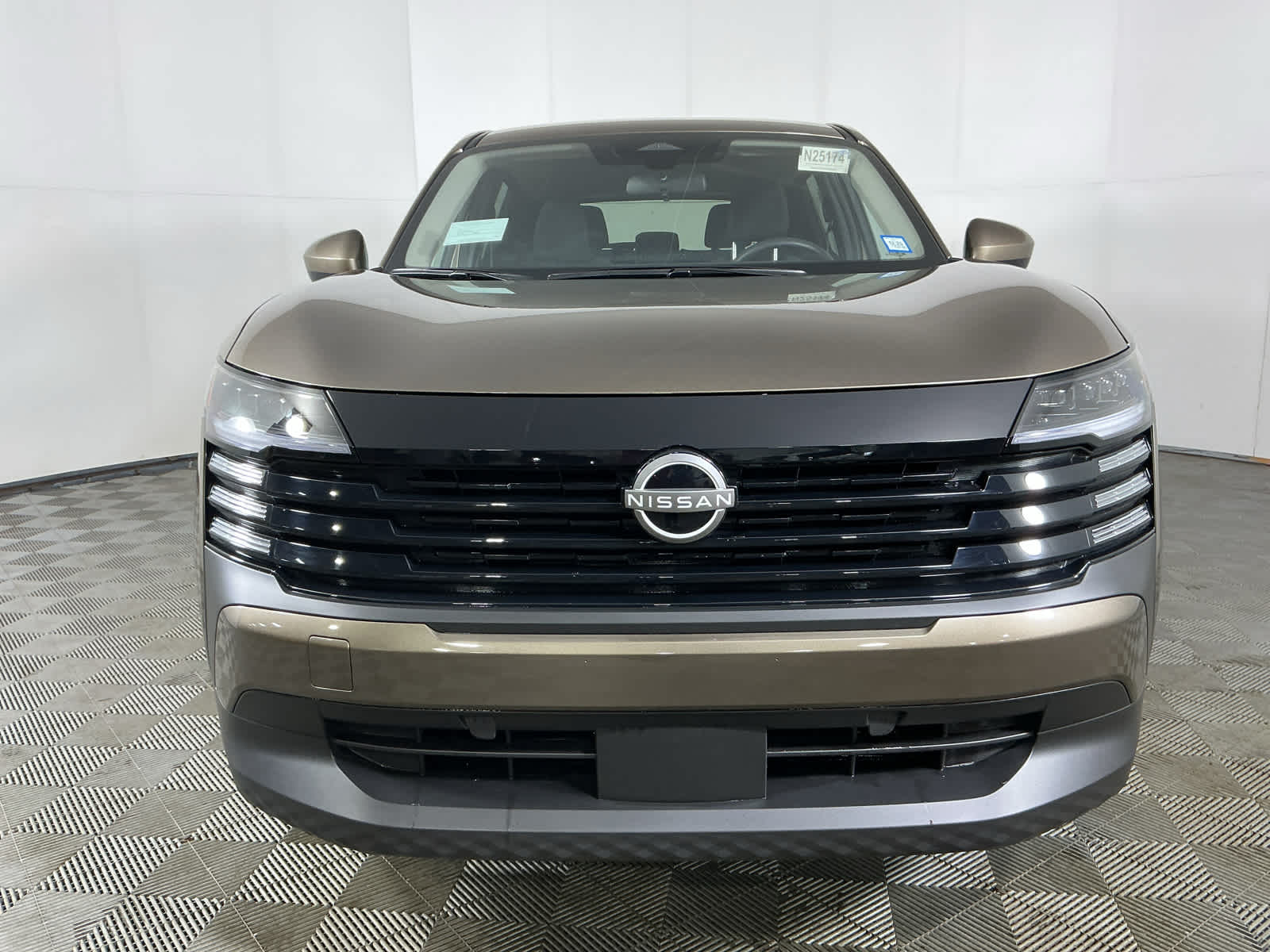 new 2025 Nissan Kicks car, priced at $23,904