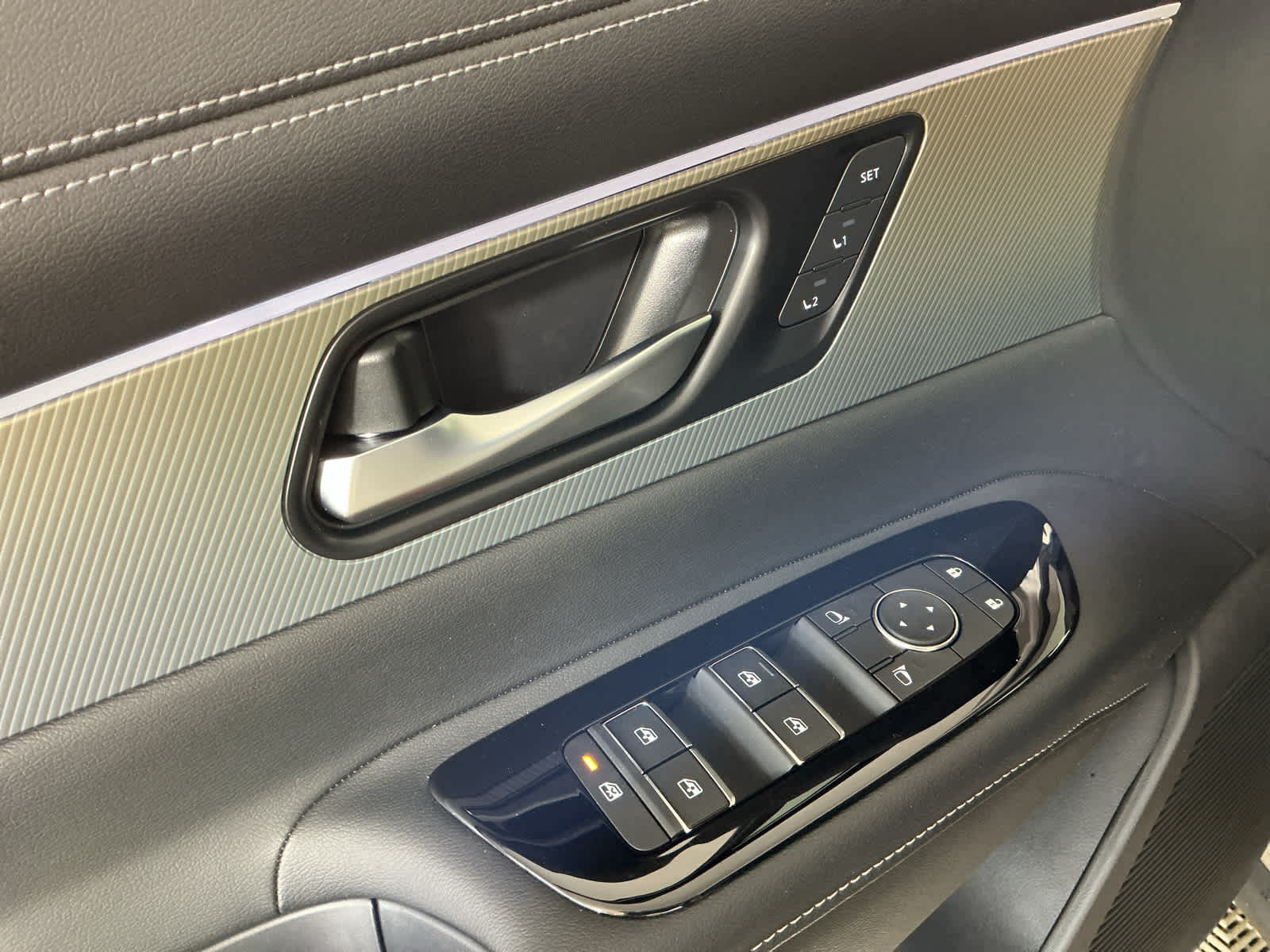 new 2025 Nissan Murano car, priced at $46,299